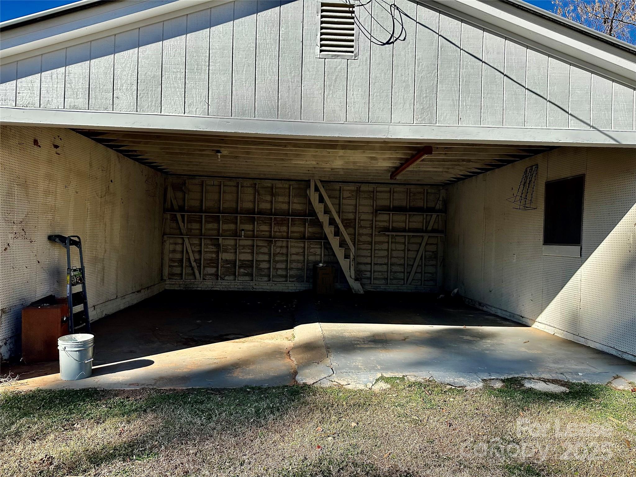 Oakhurst - Residential Lease