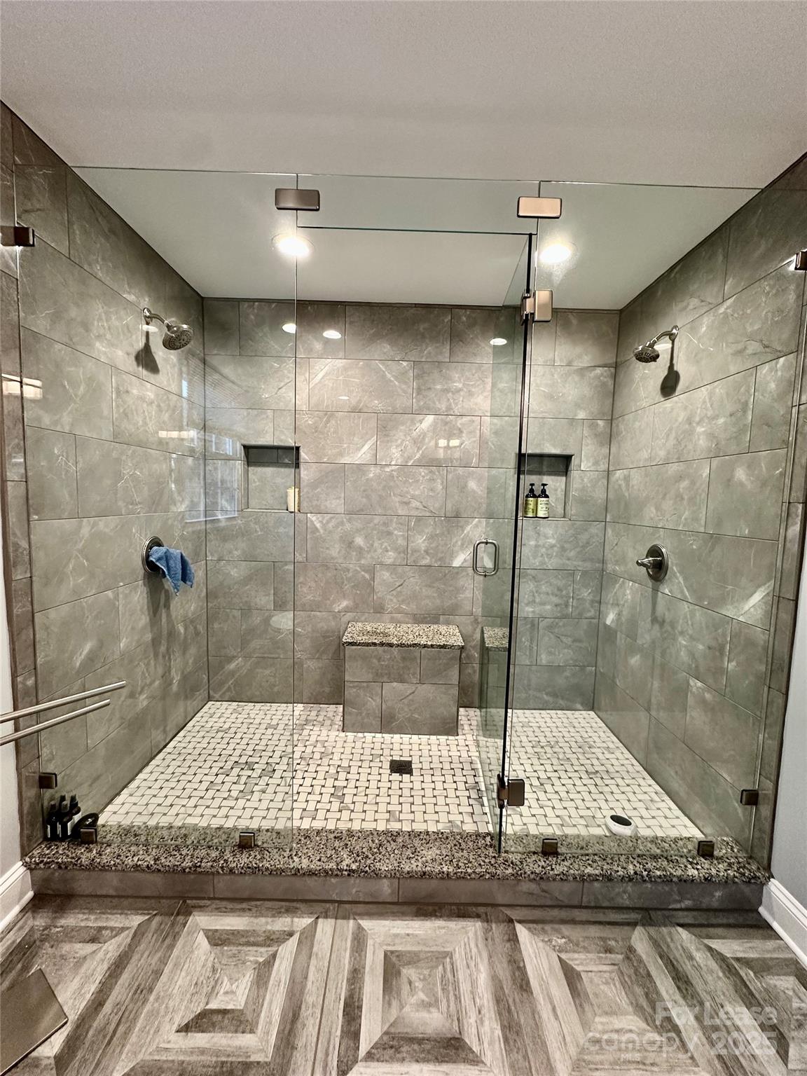 Oakhurst - Residential Lease