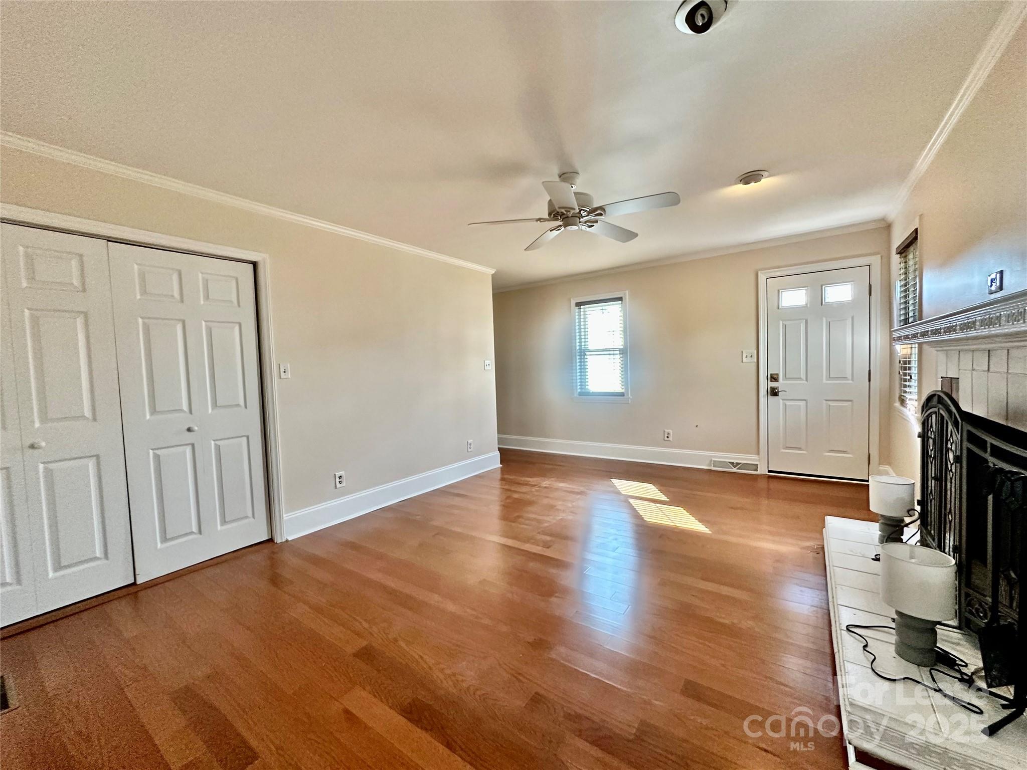 Oakhurst - Residential Lease