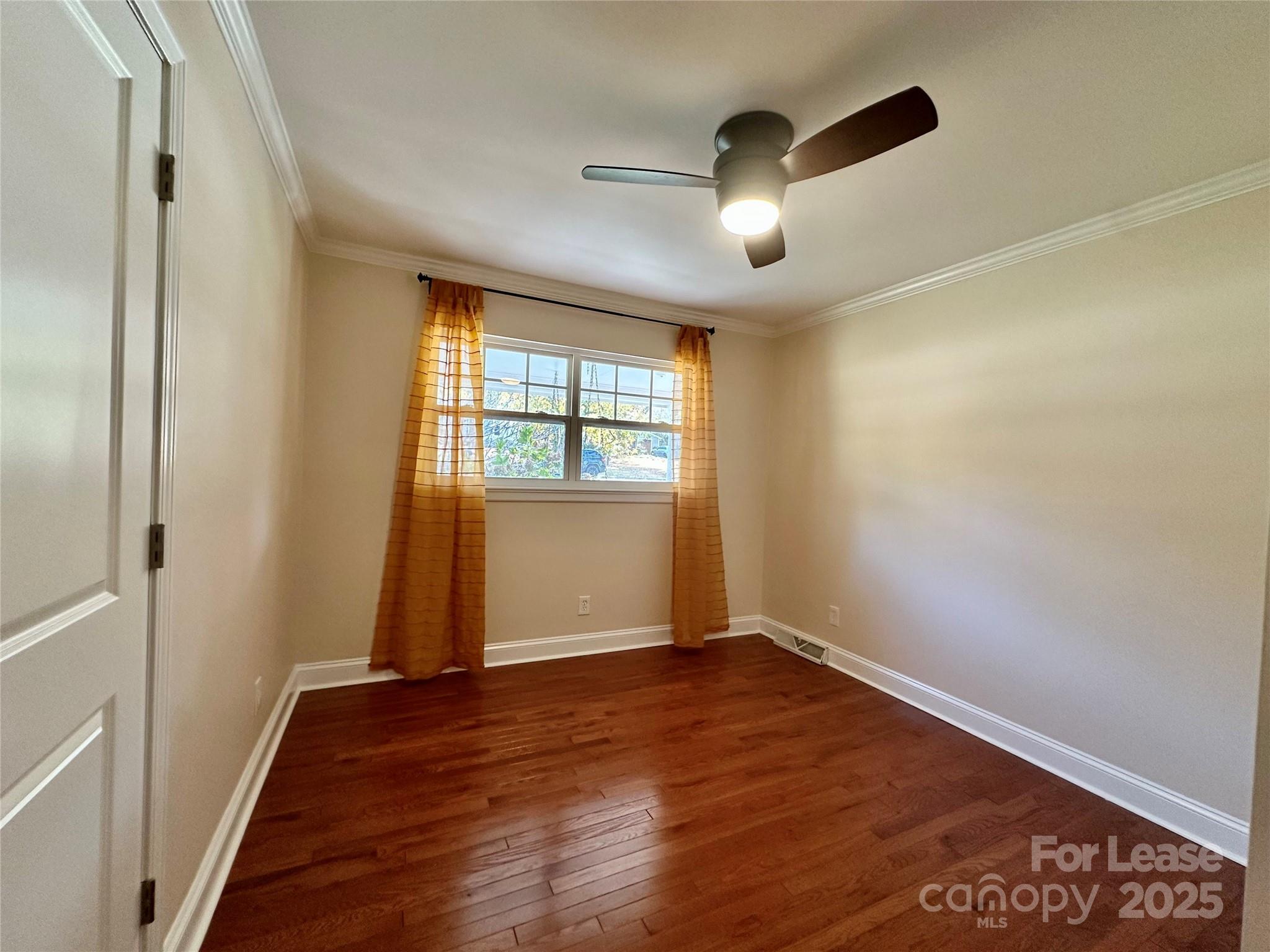 Oakhurst - Residential Lease