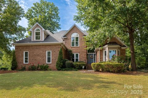 9116 Tresanton Drive Charlotte NC 28210