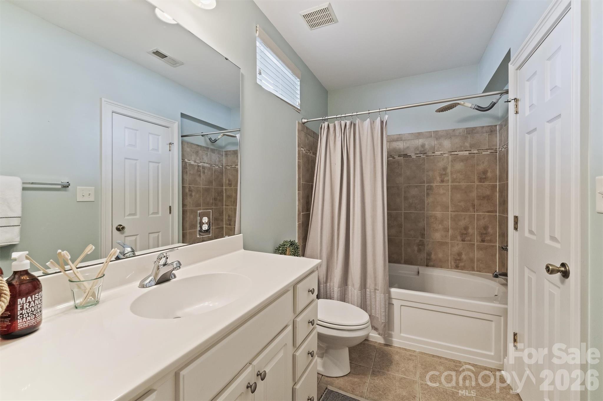 The Arts District - Residential