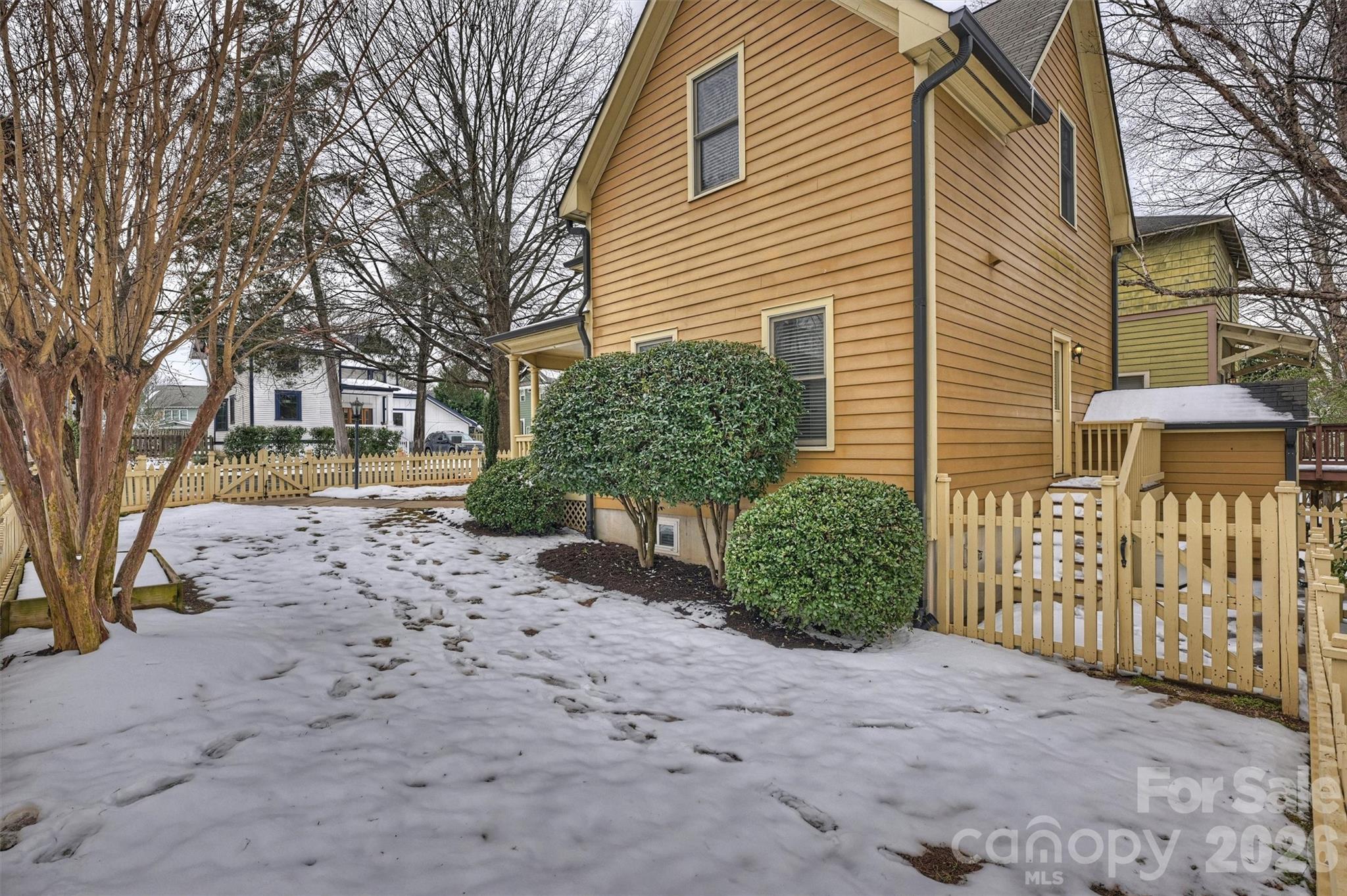 The Arts District - Residential