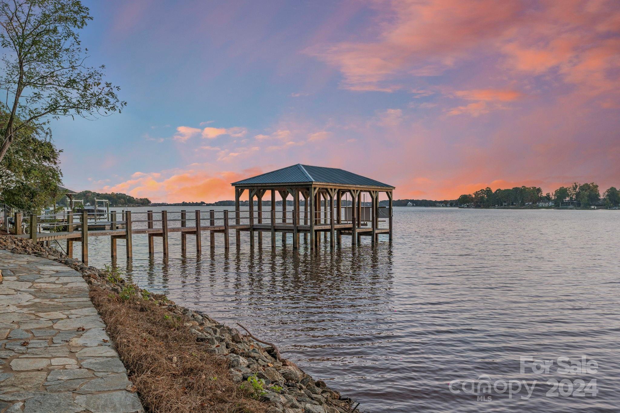 West Bay - Residential