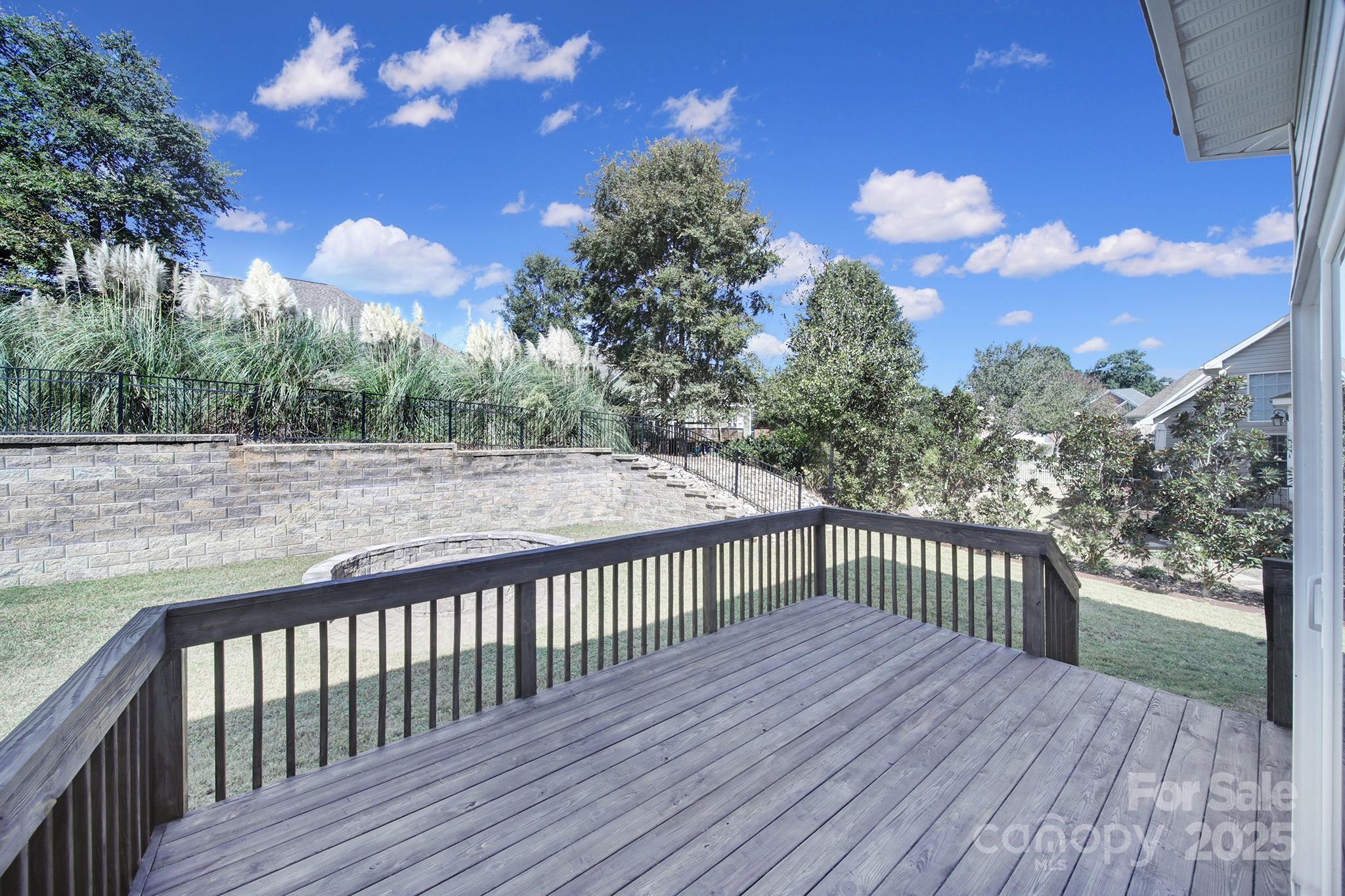 Seven Oaks - Residential