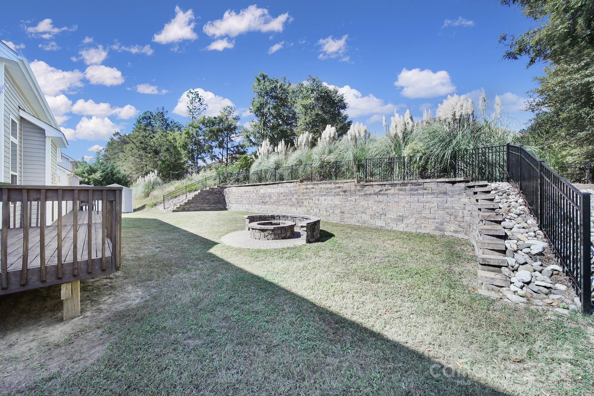 Seven Oaks - Residential