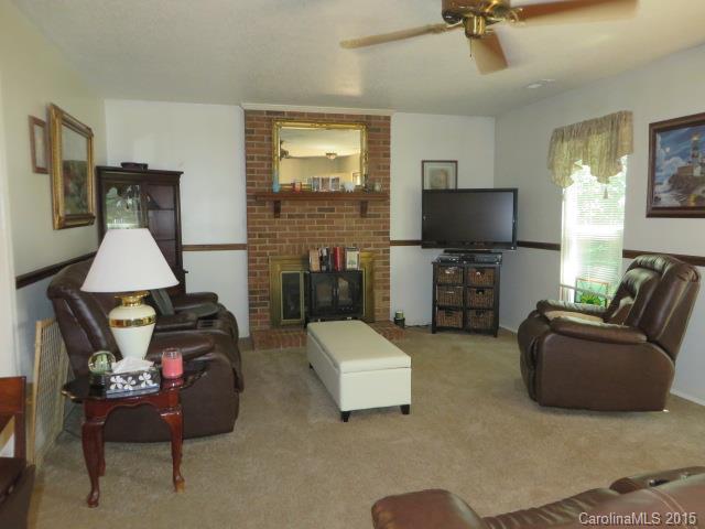 Olde Whitehall - Residential