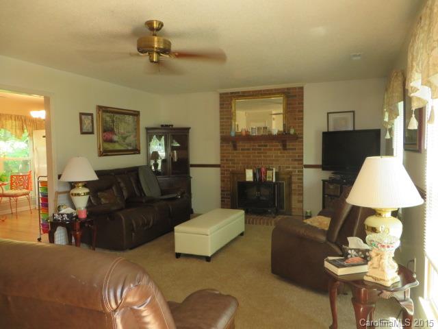 Olde Whitehall - Residential