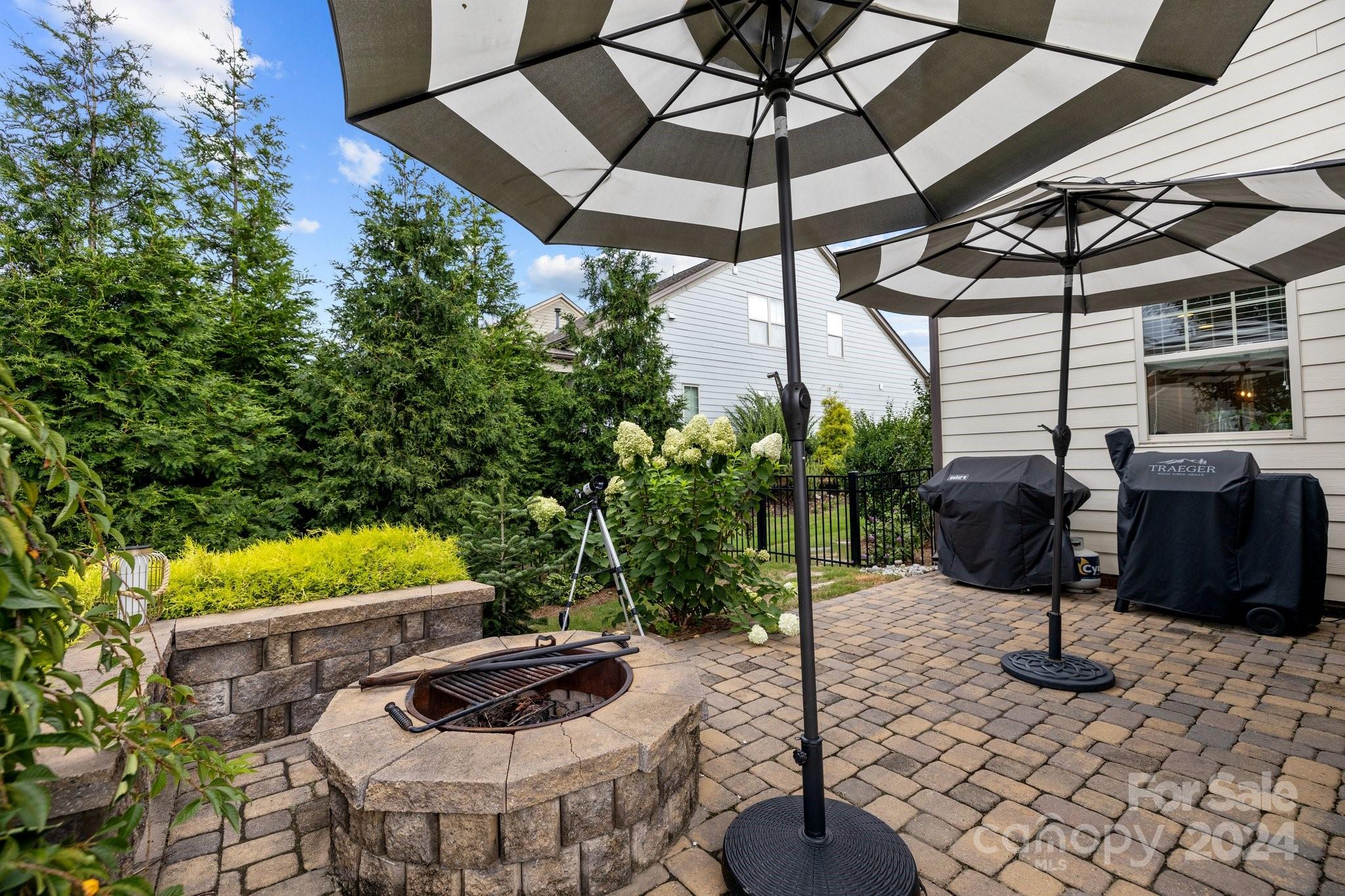 The Palisades - Residential