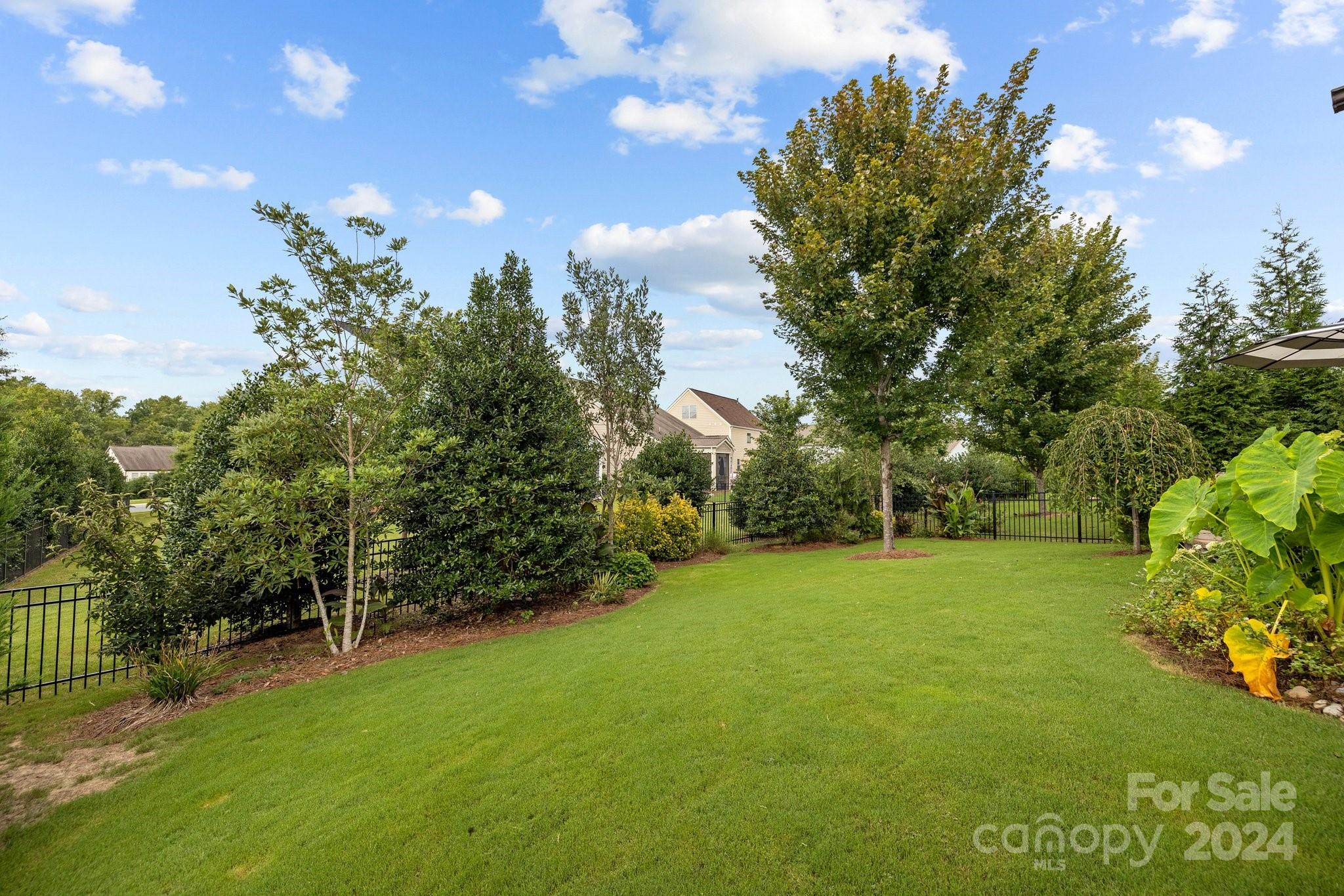 The Palisades - Residential