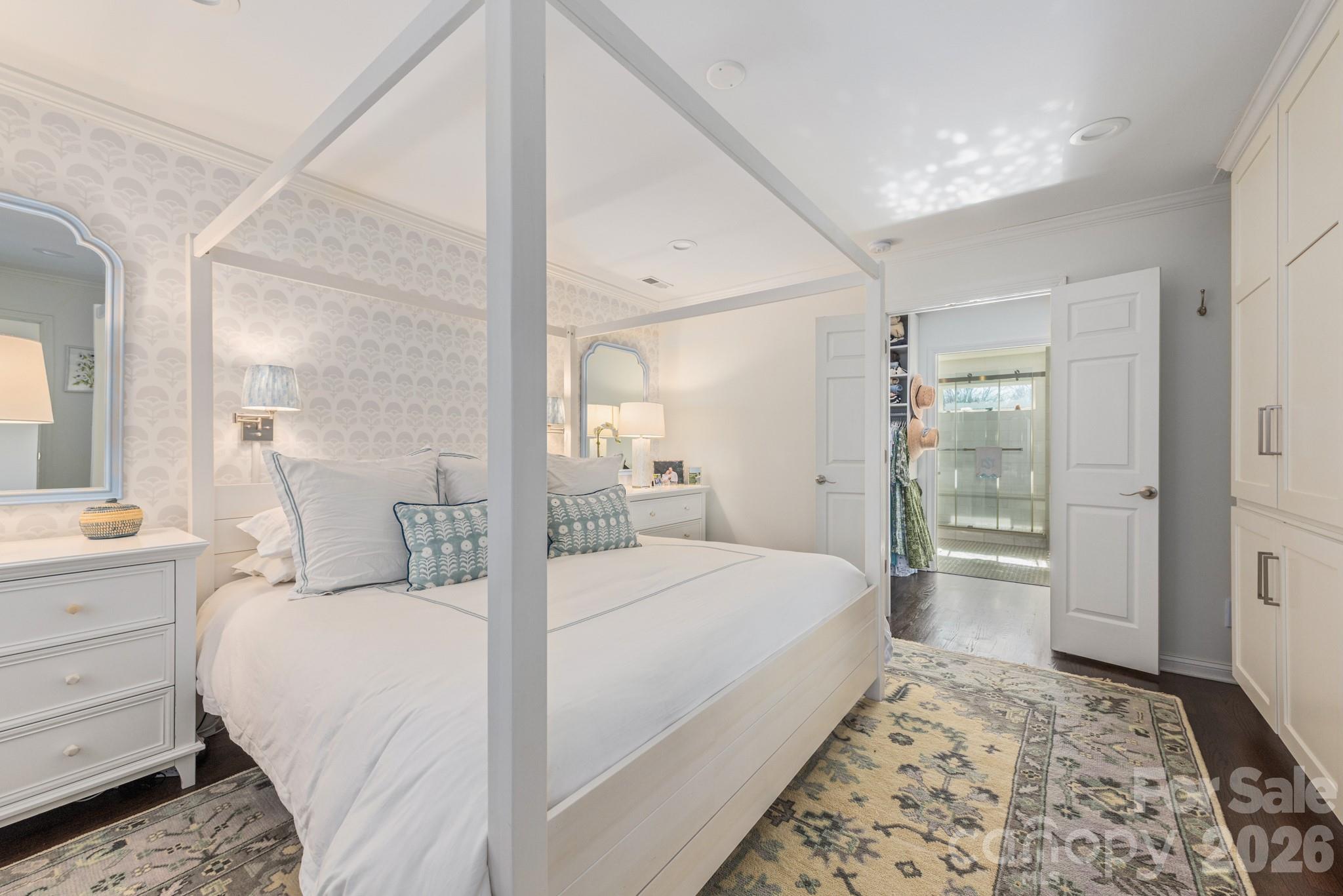 Charlestowne Manor - Residential