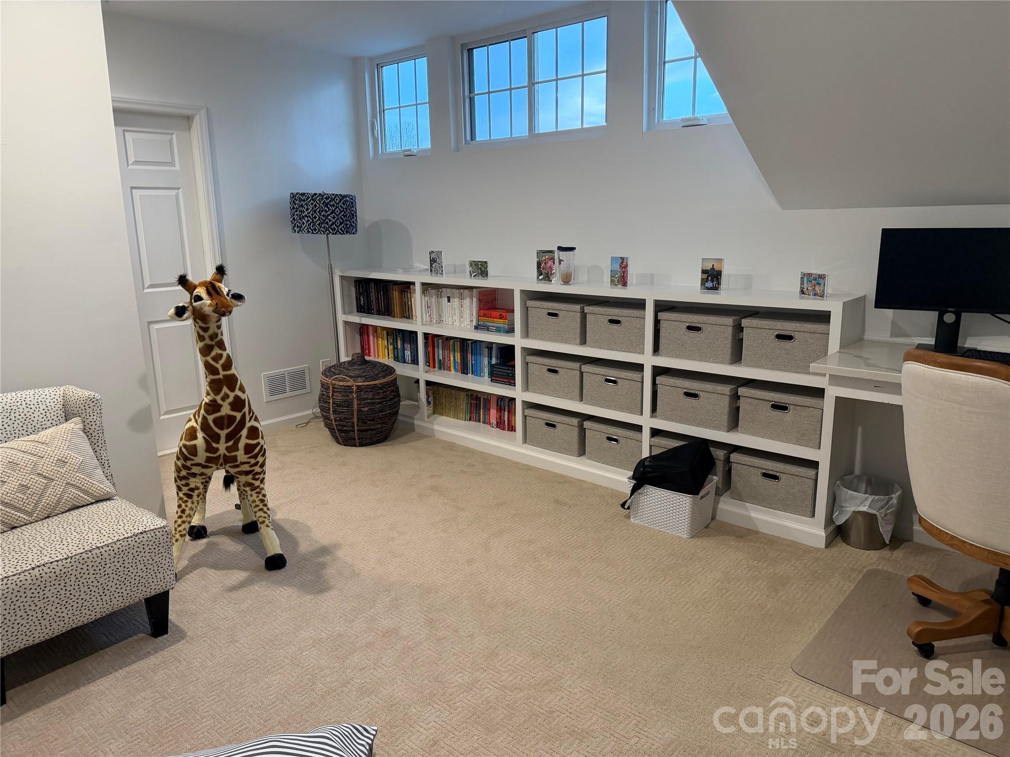 Charlestowne Manor - Residential