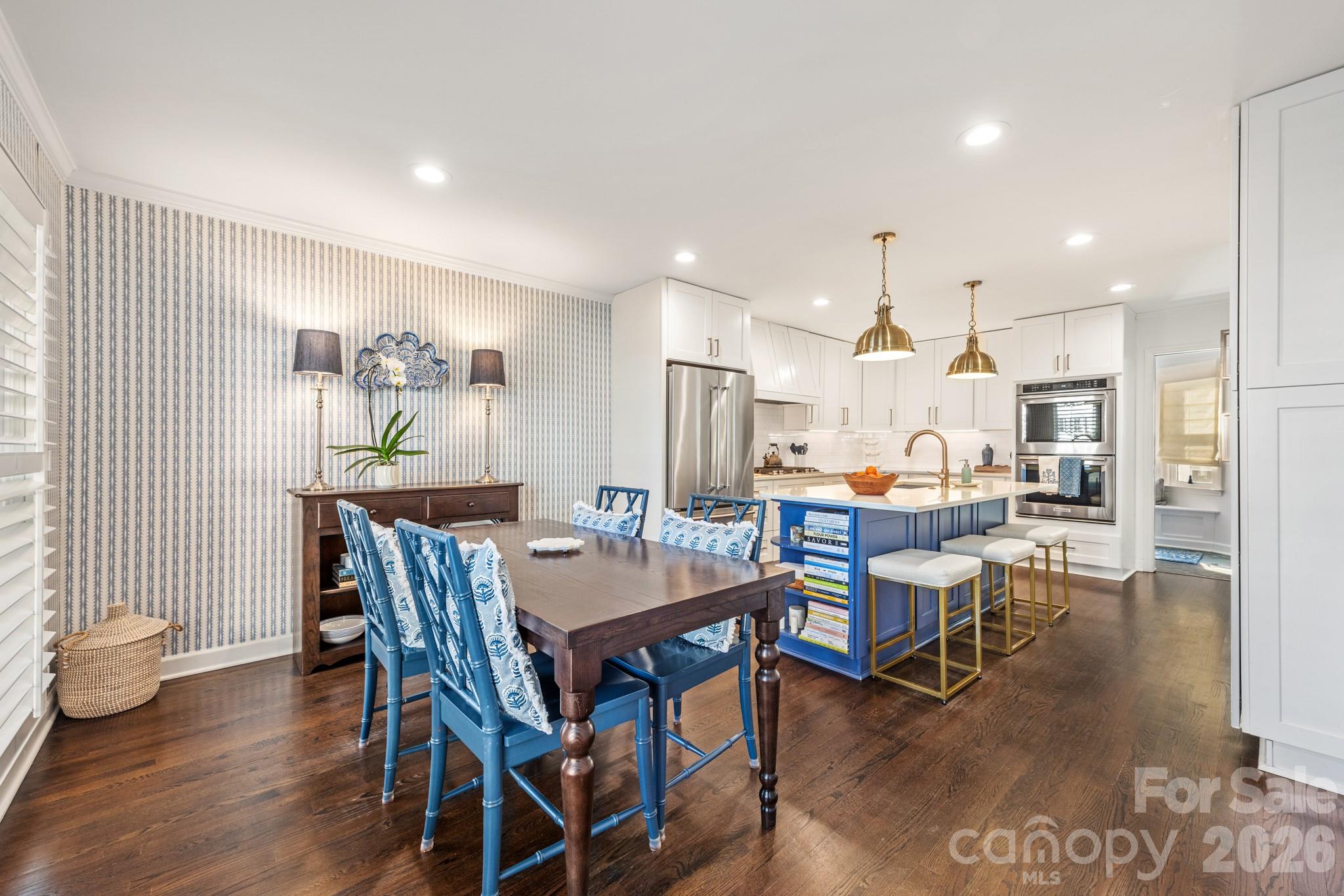 Charlestowne Manor - Residential