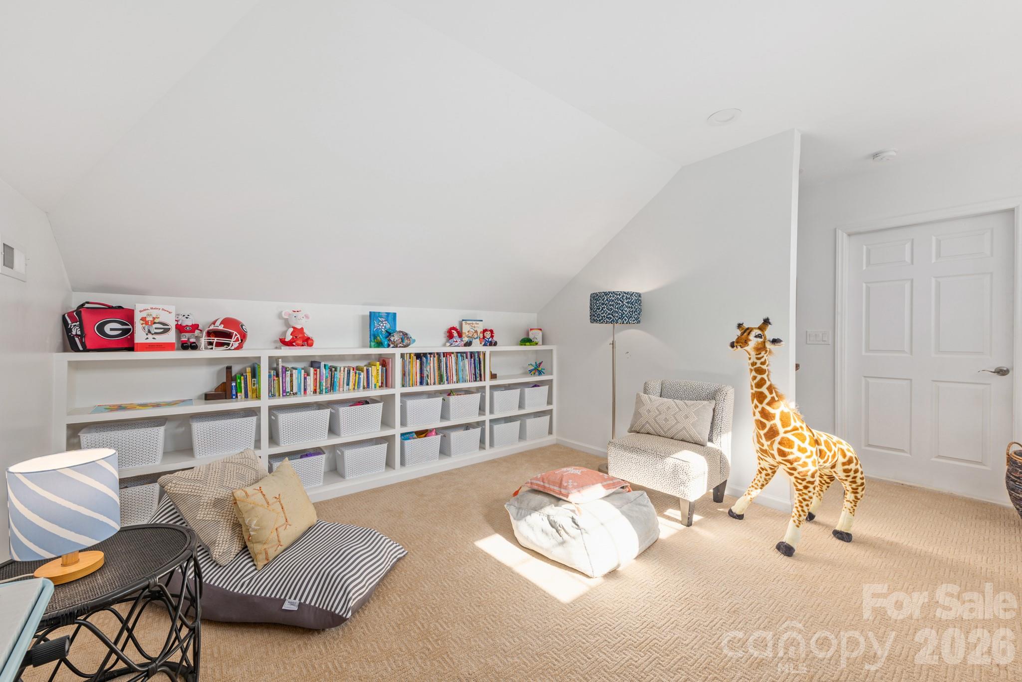 Charlestowne Manor - Residential