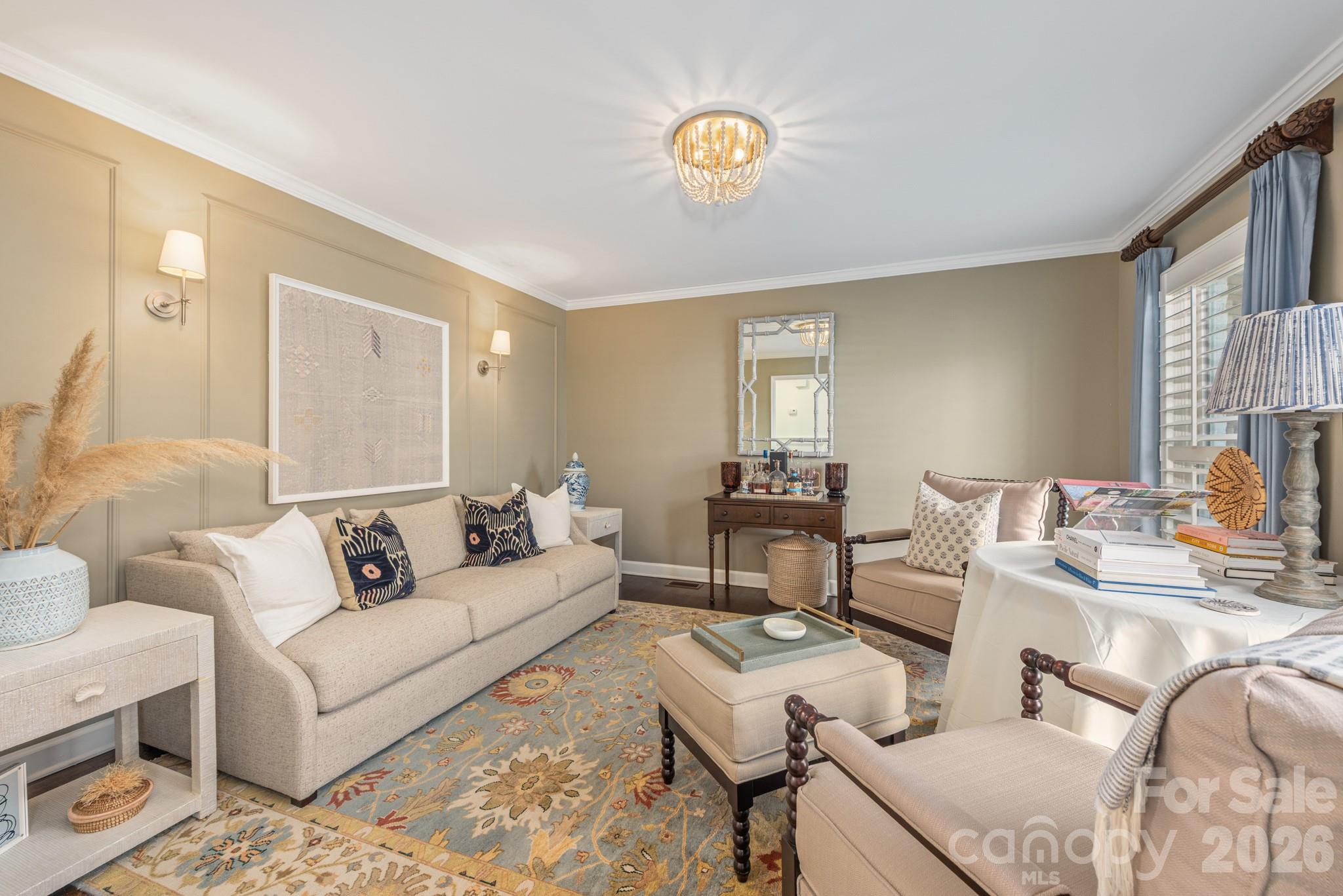 Charlestowne Manor - Residential