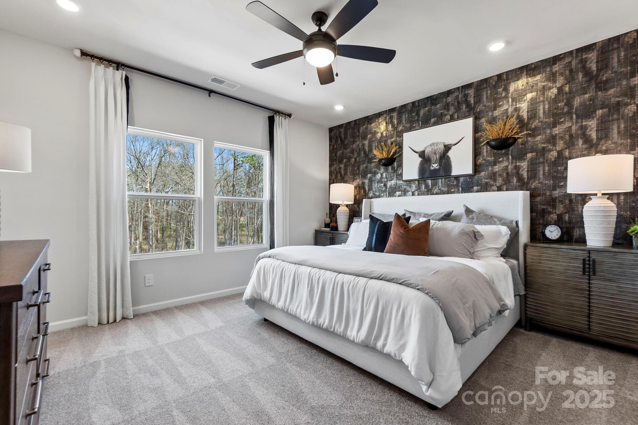 Mineral Springs - Residential