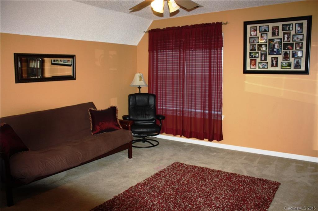 Kelsey Glen - Residential