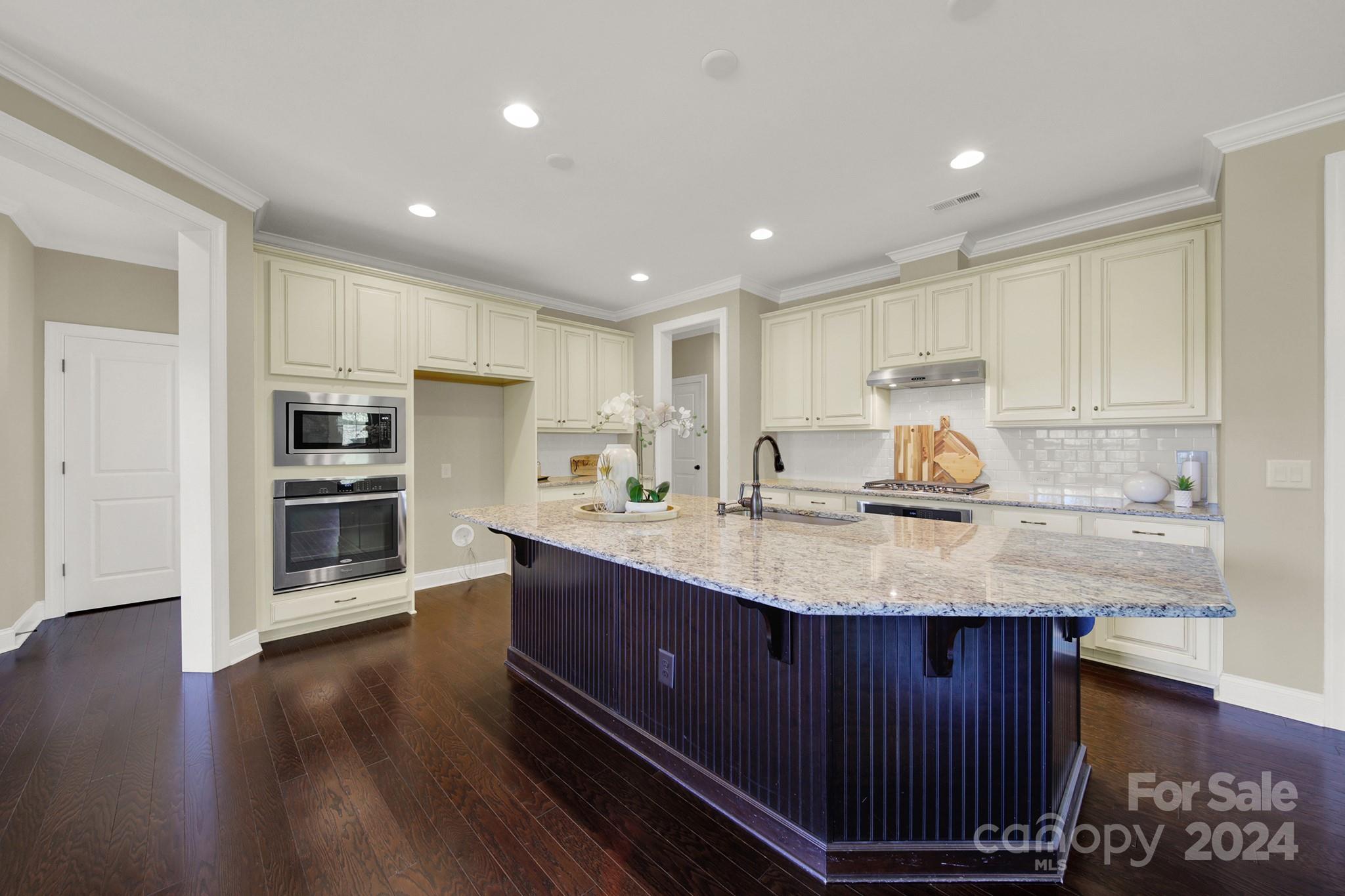 Brayden - Residential