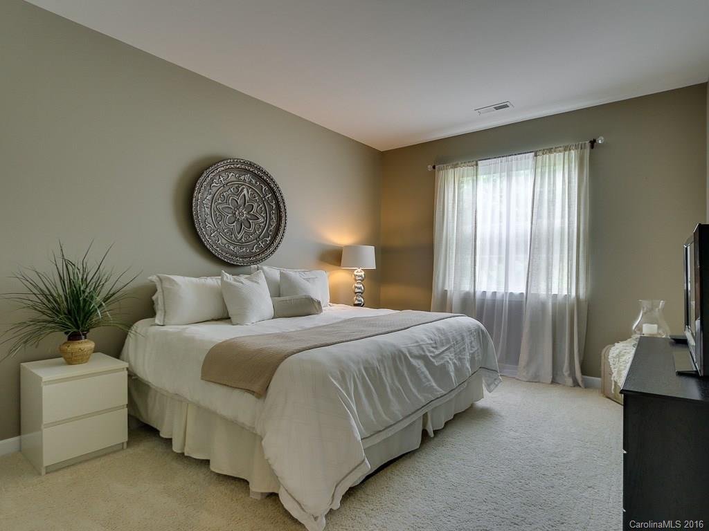 Wesley Oaks - Residential