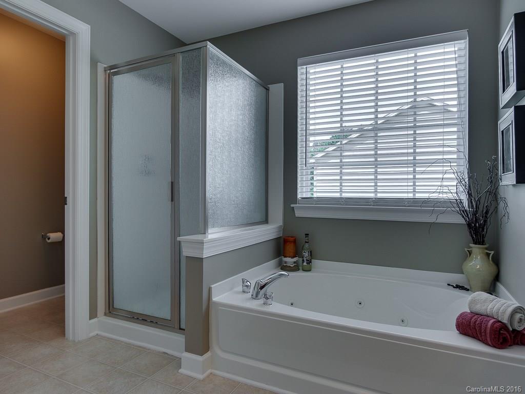 Wesley Oaks - Residential