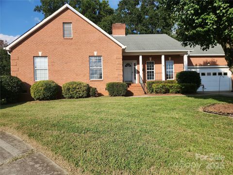 3104 Yvonne Lane Charlotte NC 28216