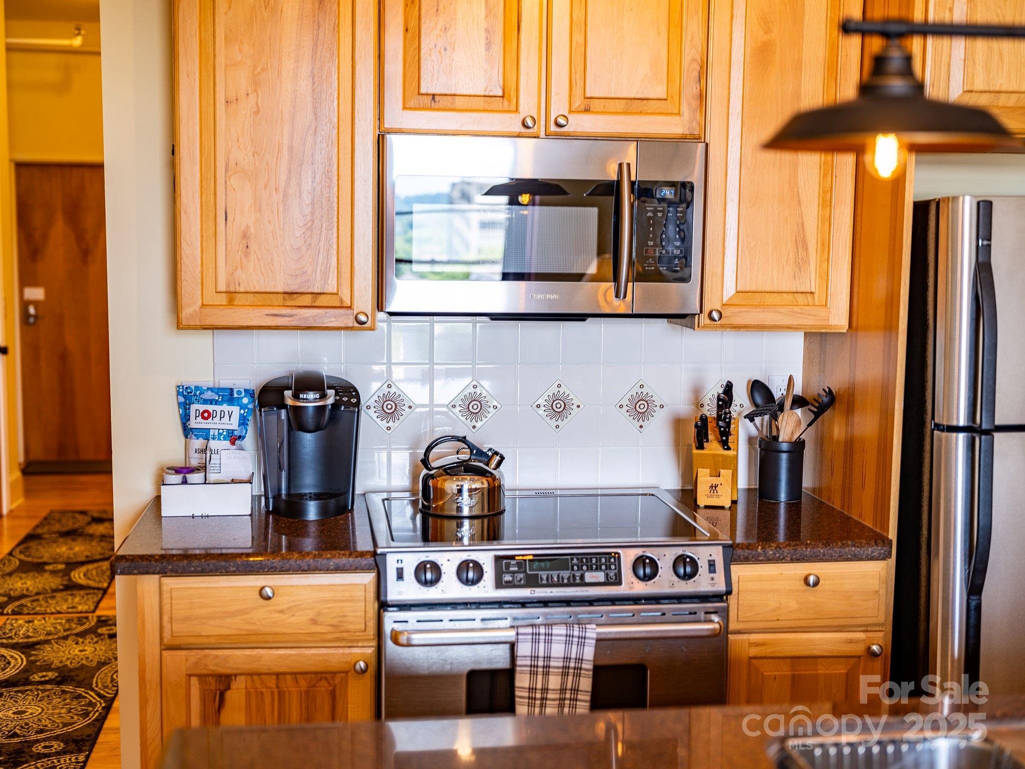 35 Patton Avenue 302