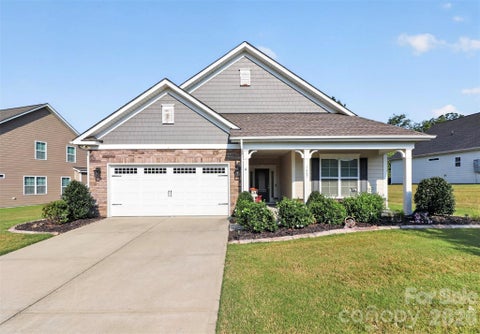 Photo of 1407 Curling Creek Drive, Indian Trail, NC 28079 (MLS # 4425203)