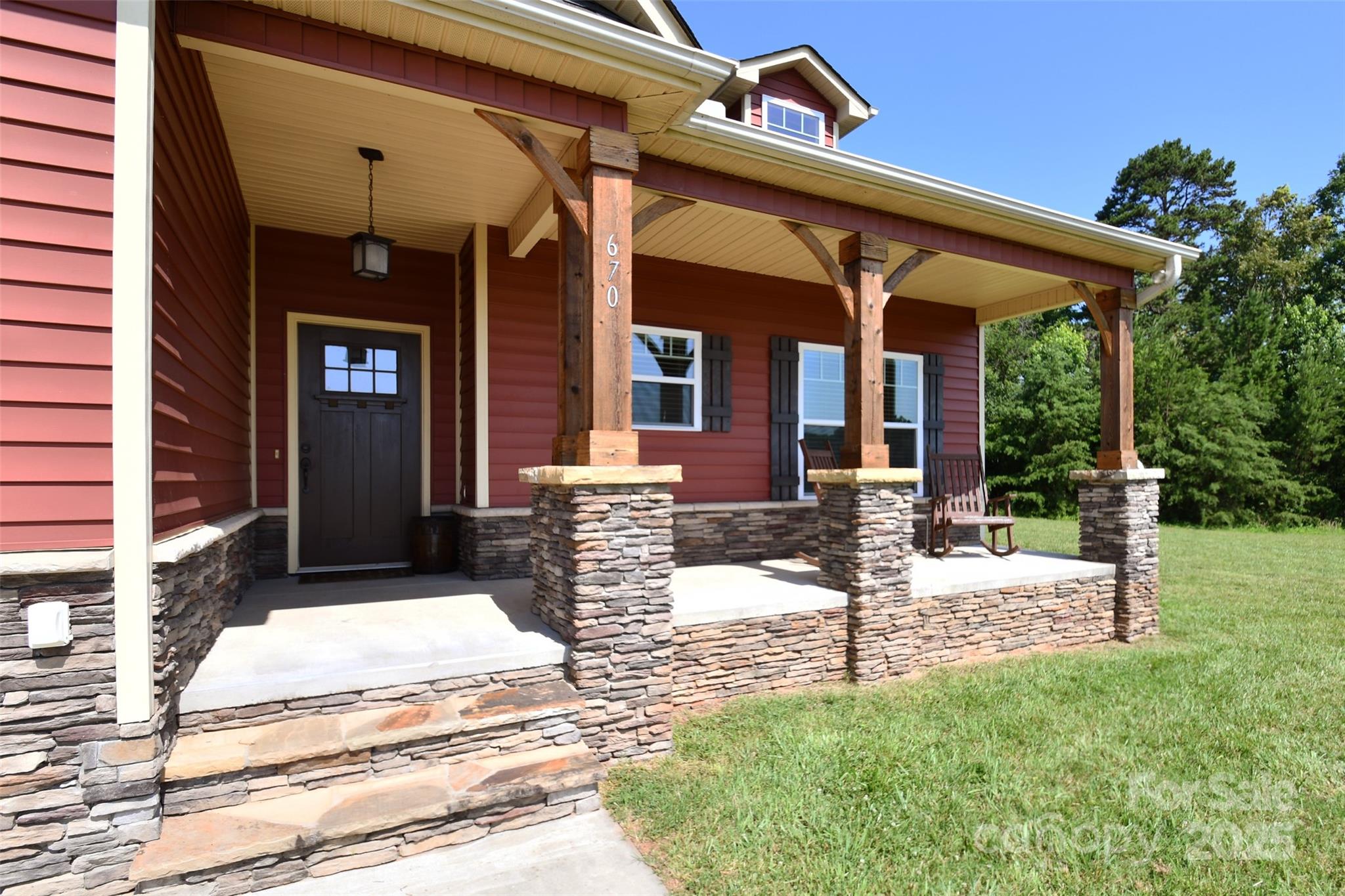670 Cricket Lane