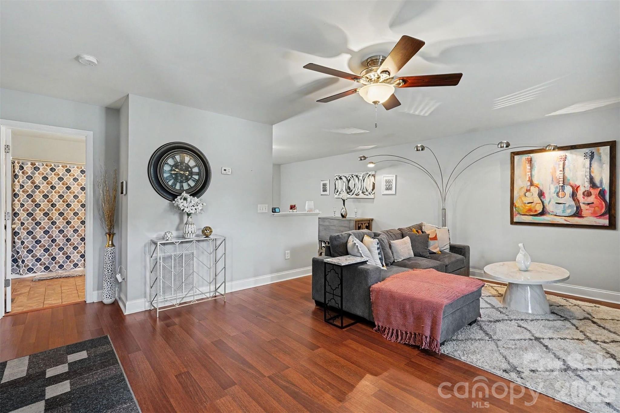 1001 Rainbow Drive
