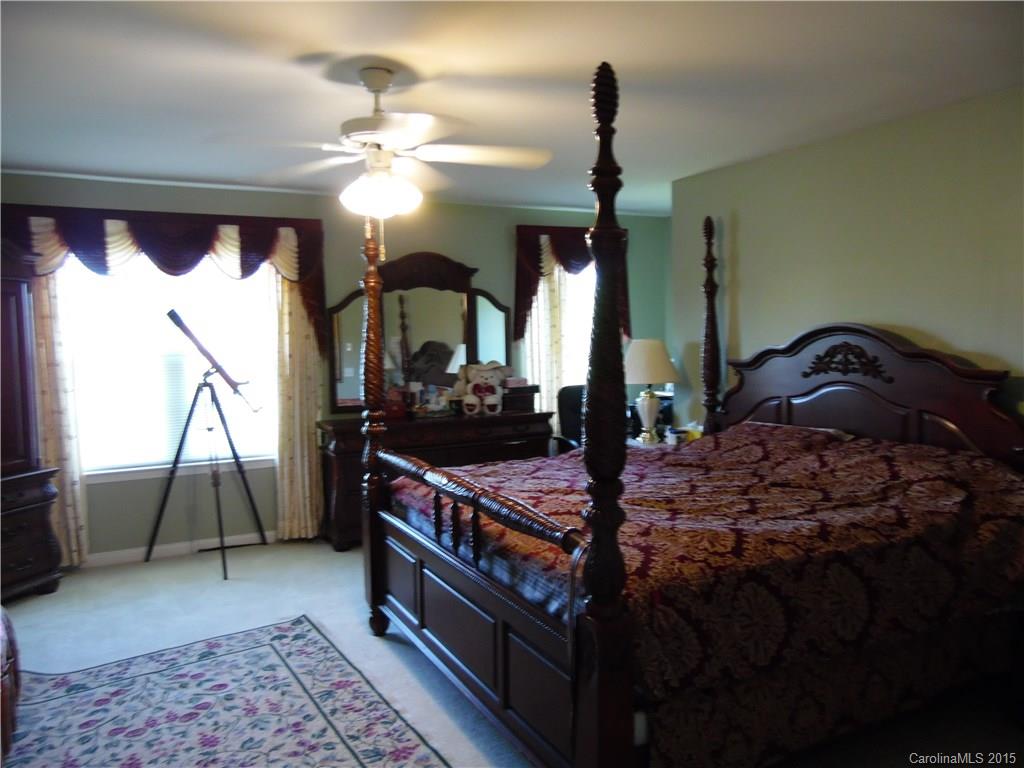 Autumn Cove At Lake Wylie - Residential