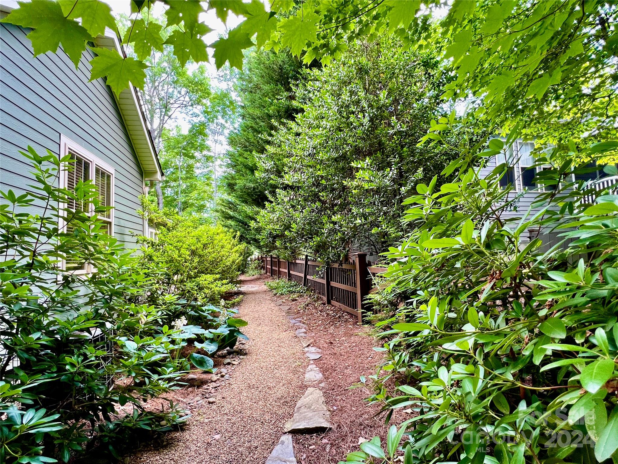 Biltmore Lake - Residential