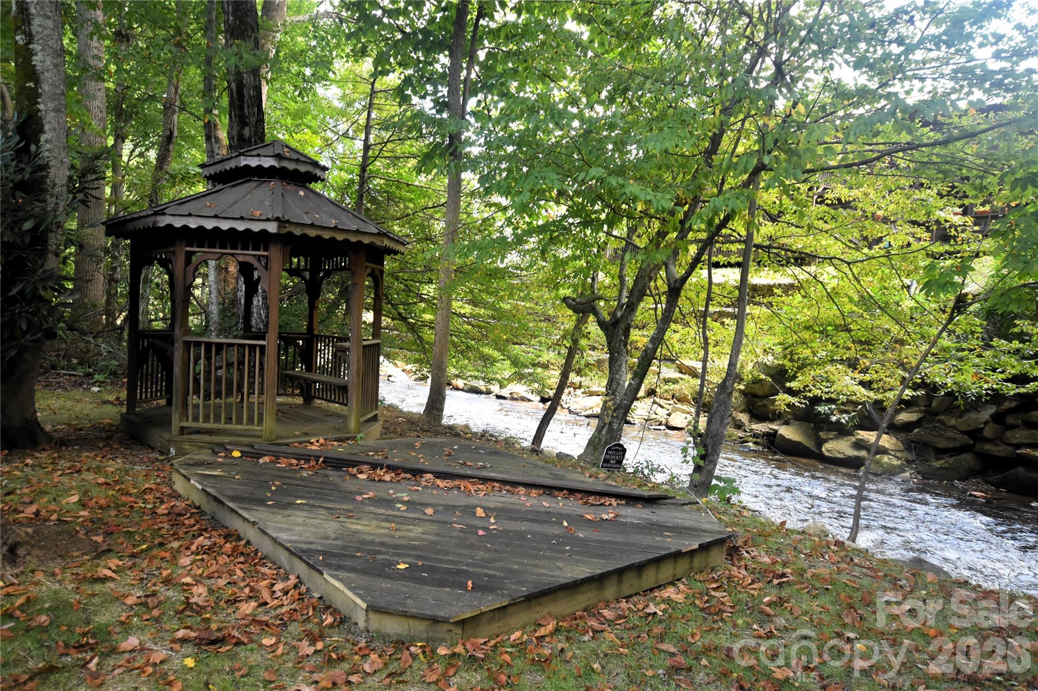 98 Indian Trace Road
