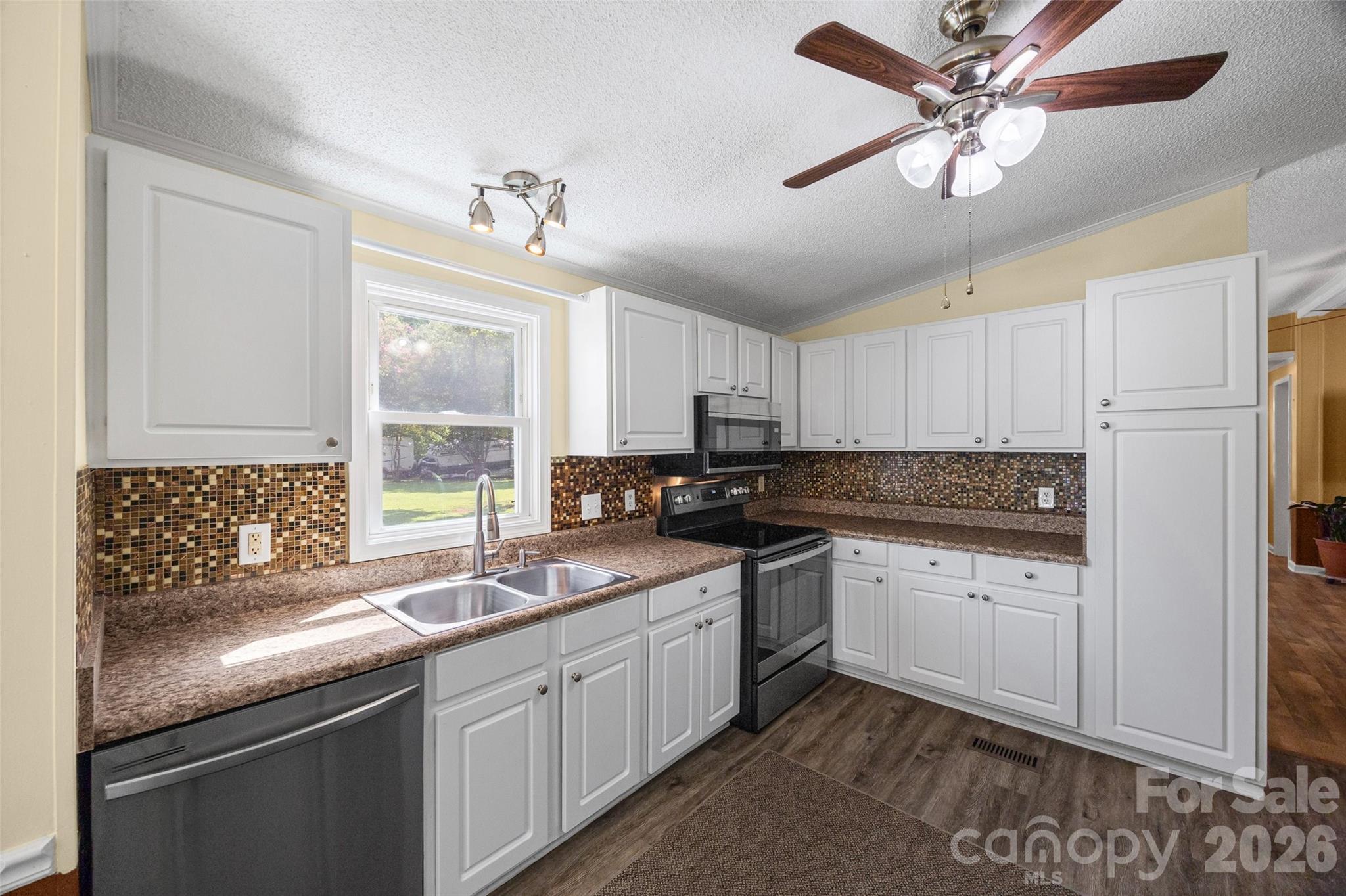 6215 Barclay Lane