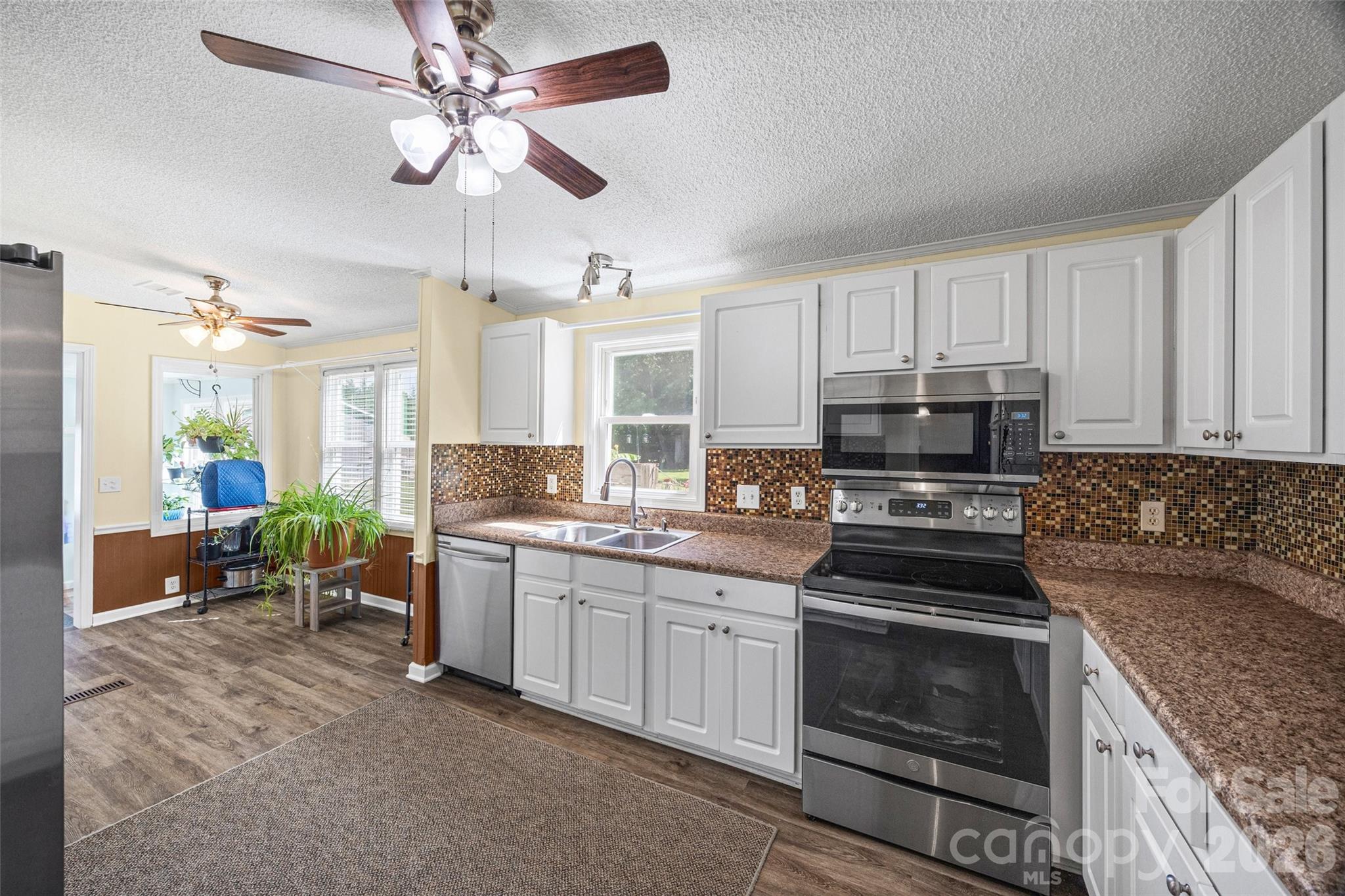 6215 Barclay Lane