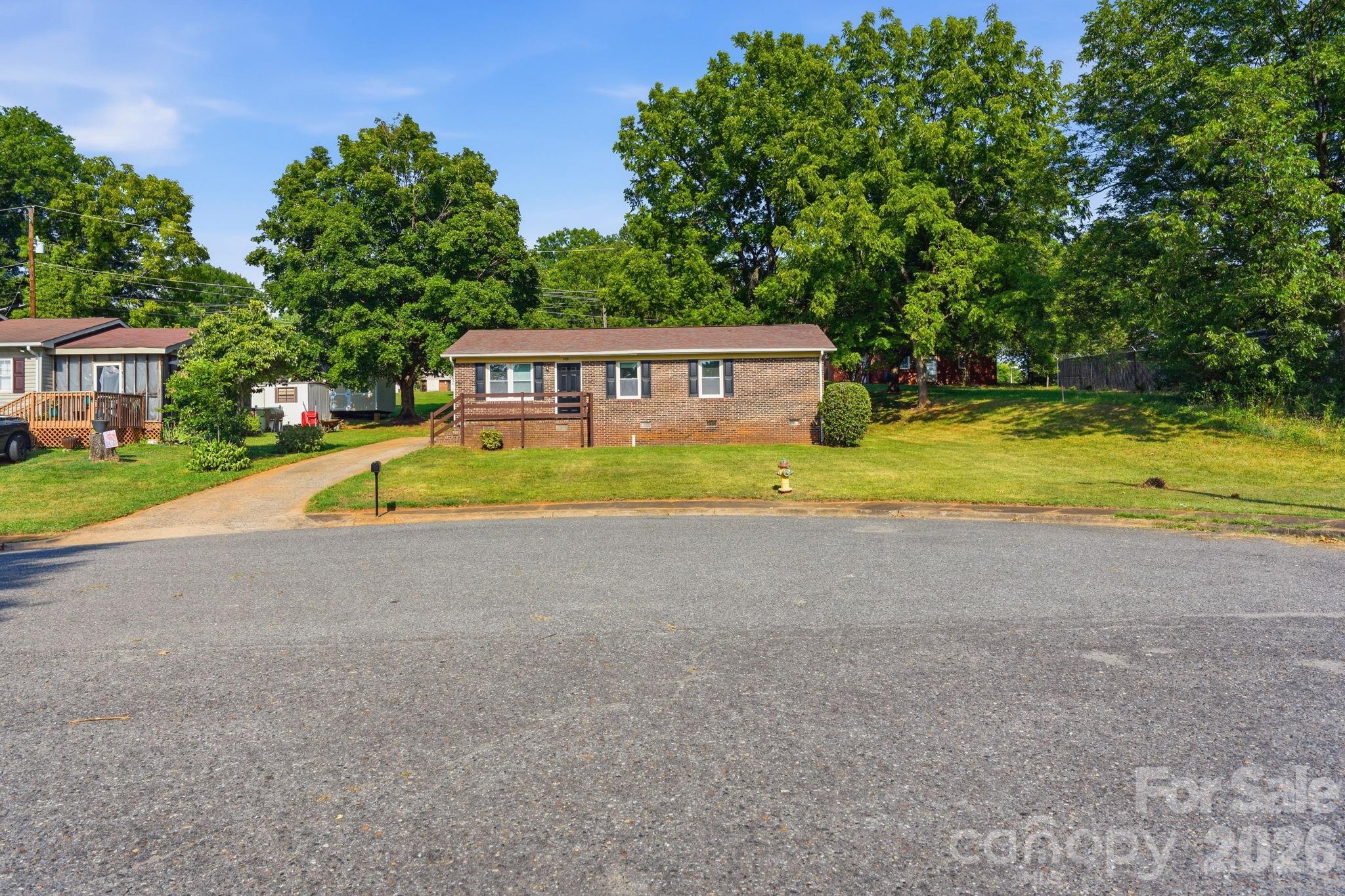 202 Cooke Circle