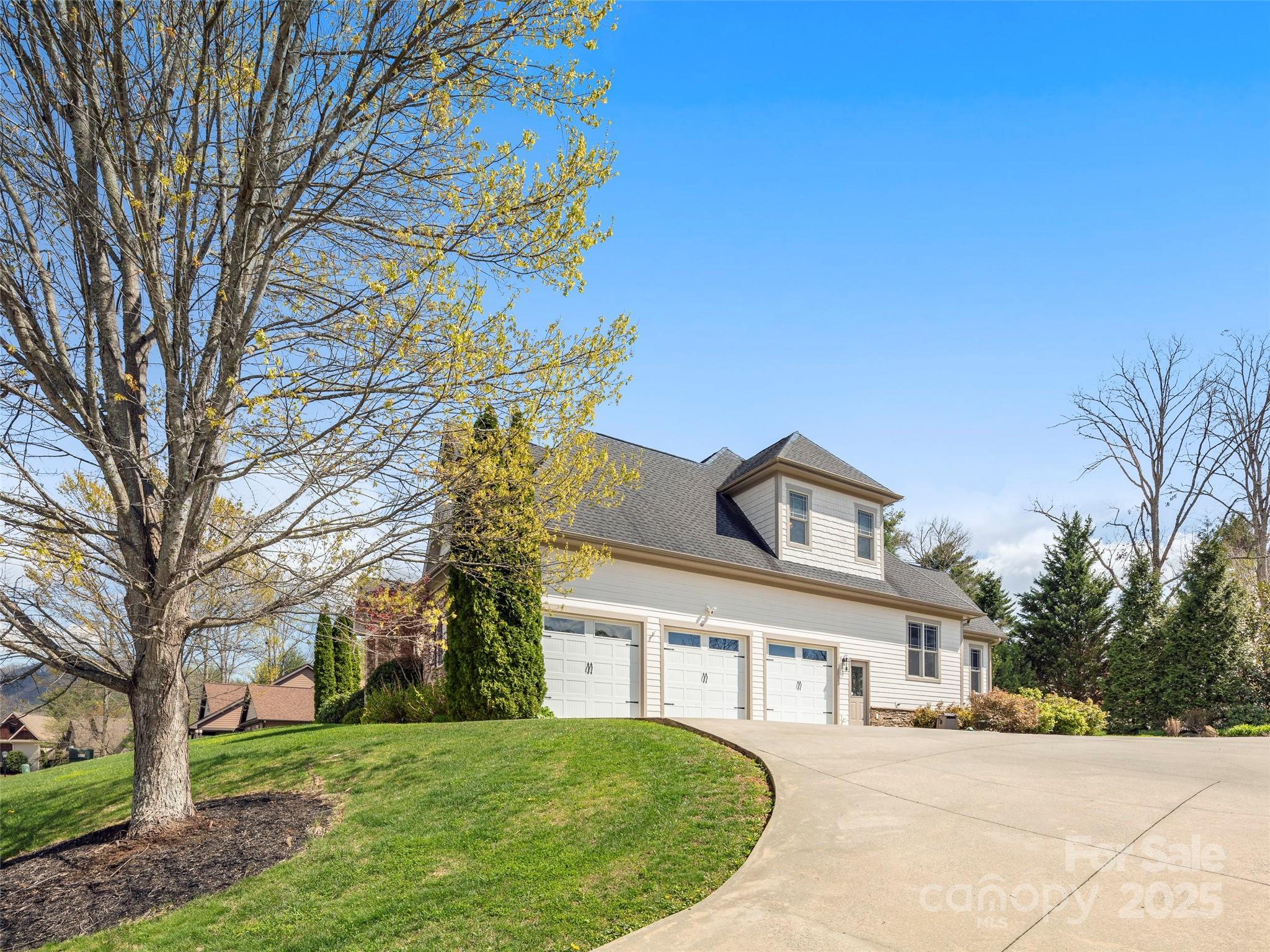 King Heights - Residential