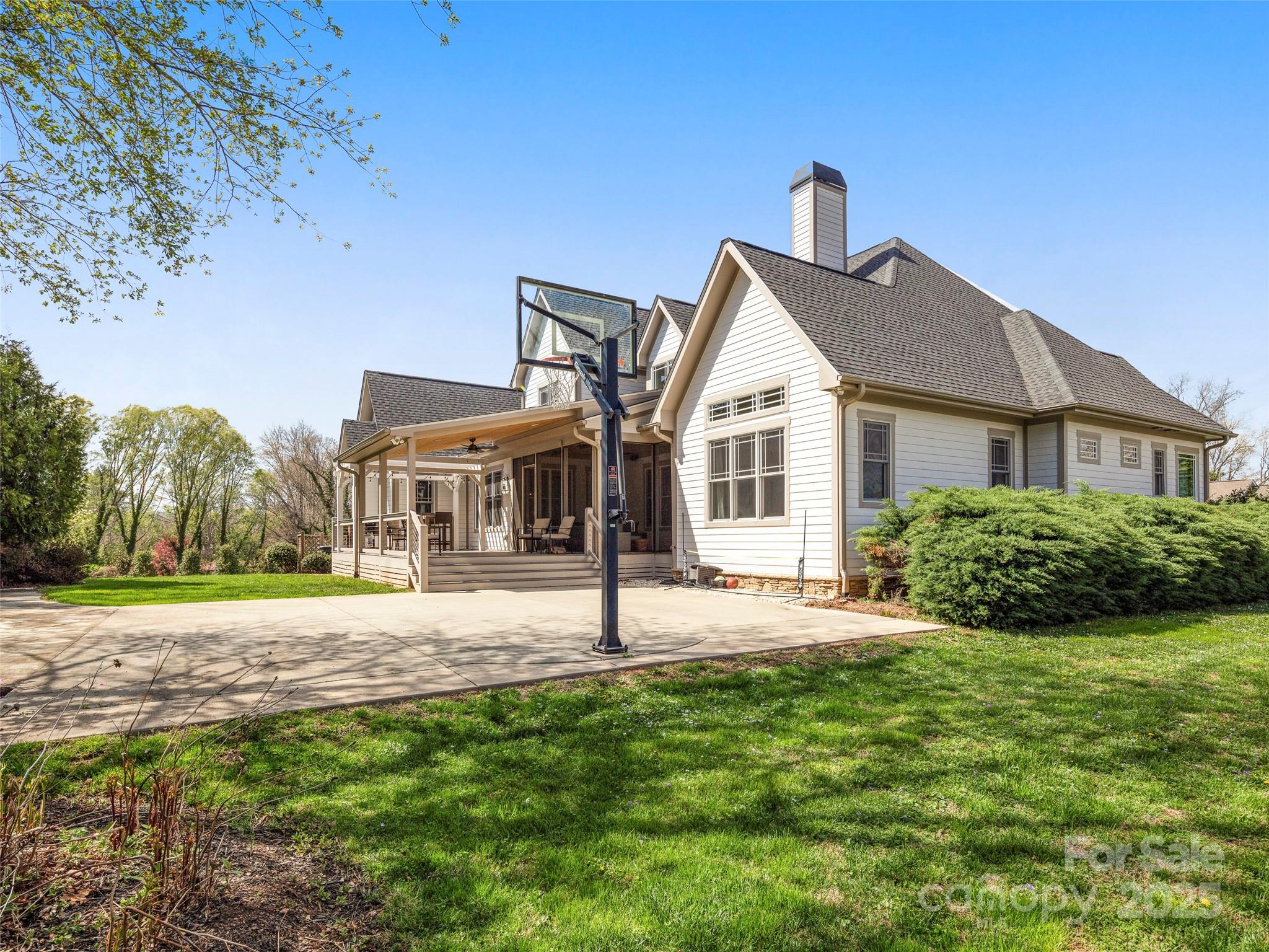 King Heights - Residential