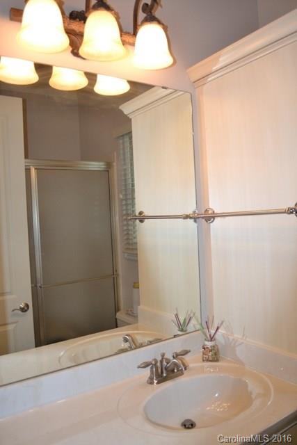 Meadow Lakes II - Residential