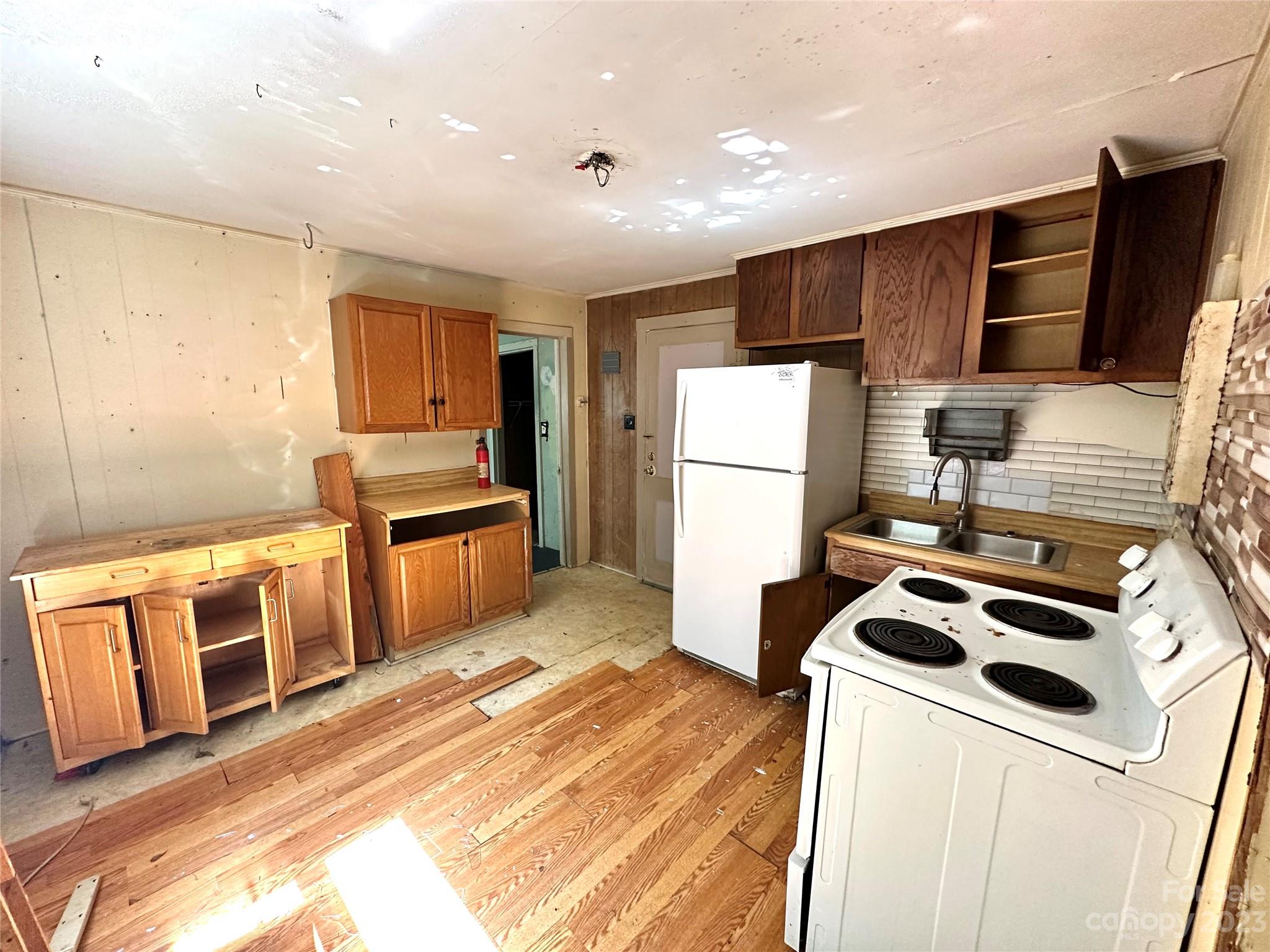 none - Residential Income