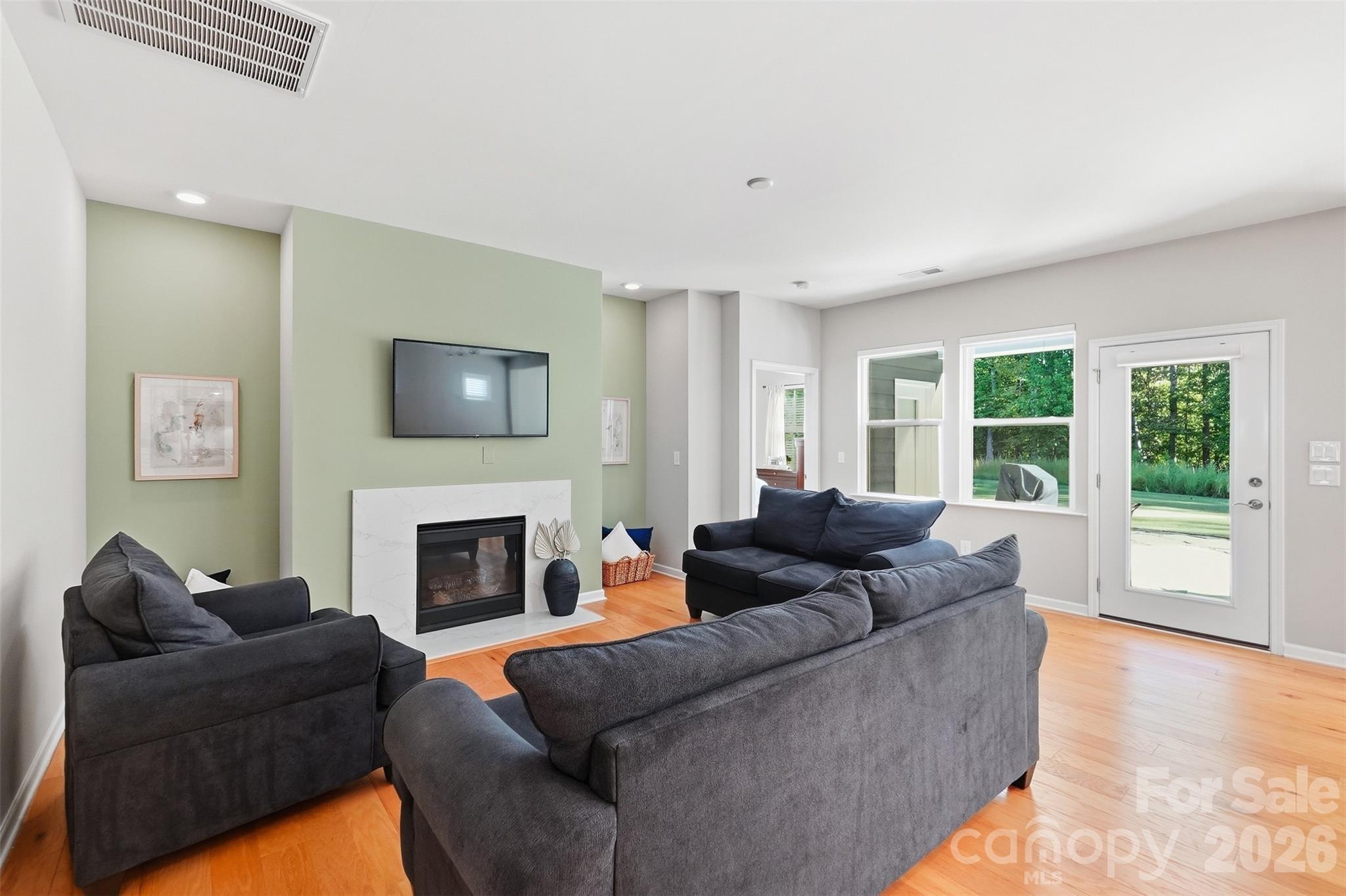 8122 Asher Chase Trail