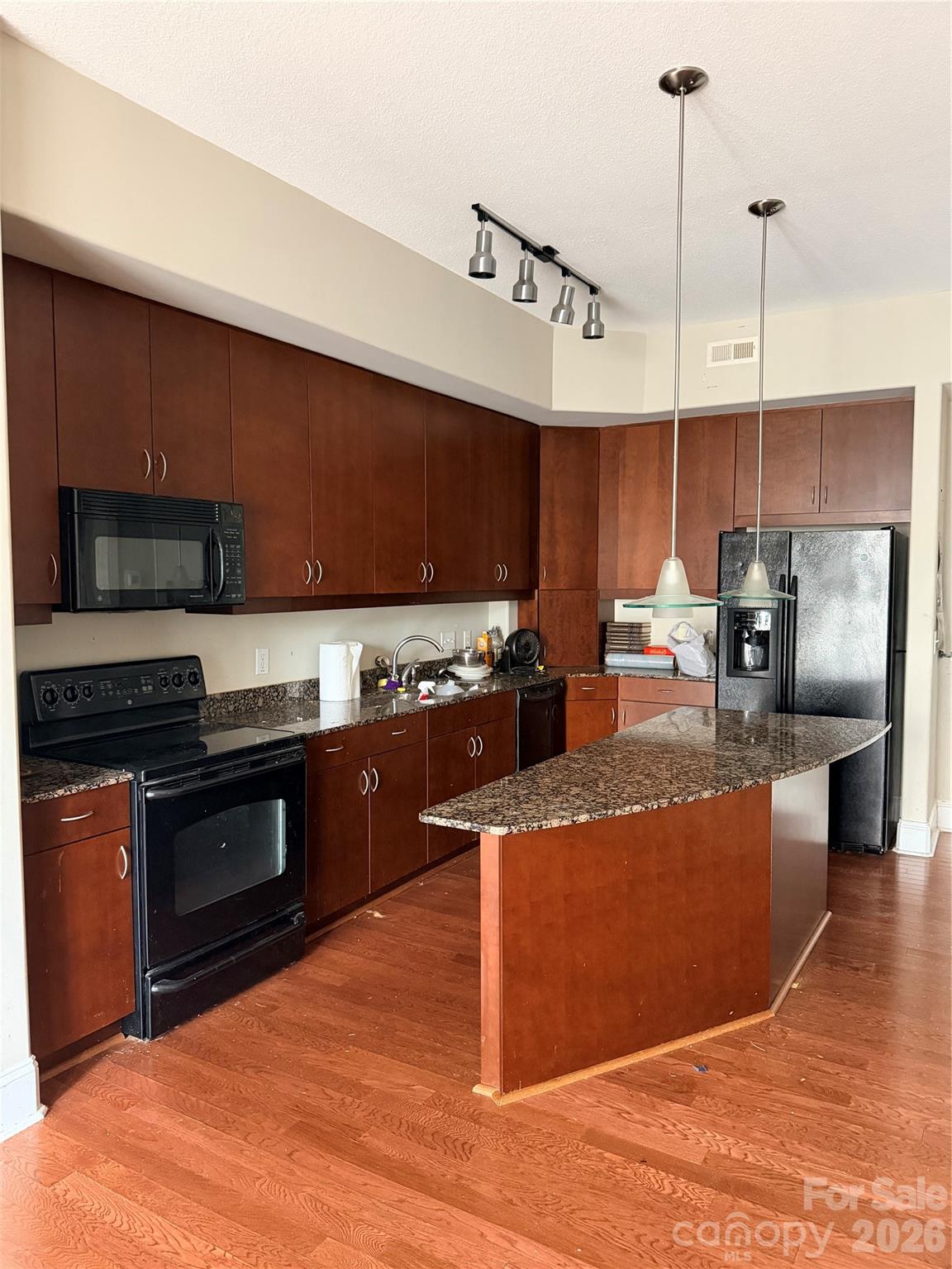 4625 Piedmont Row Drive