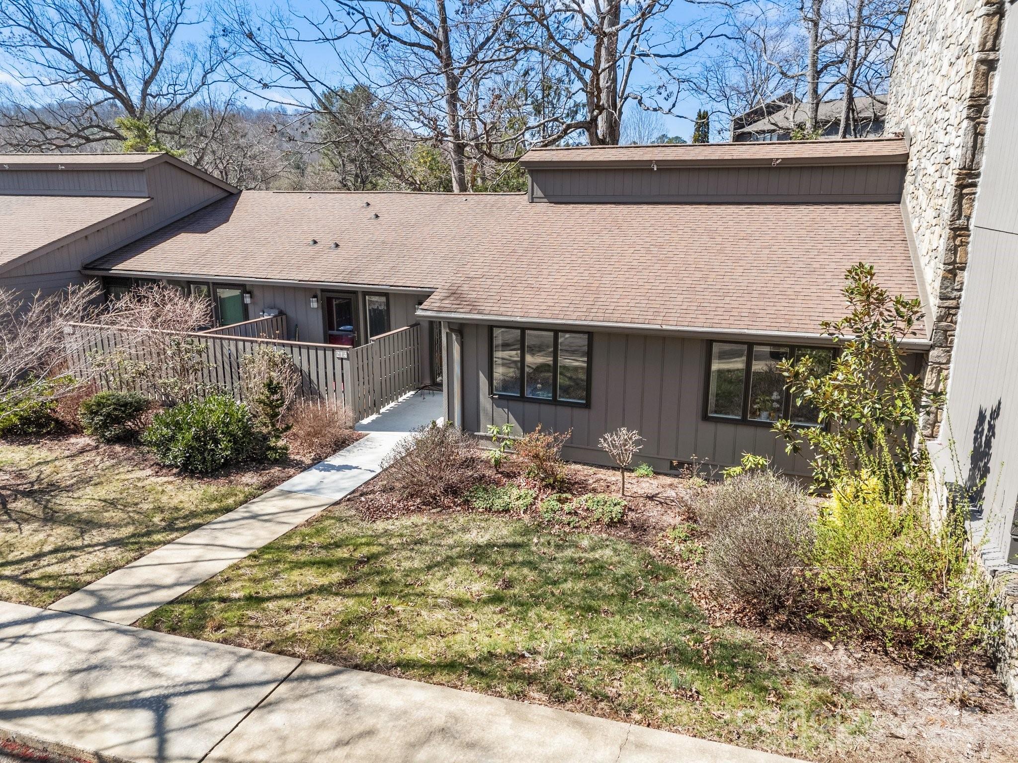 214 Crowfields Drive