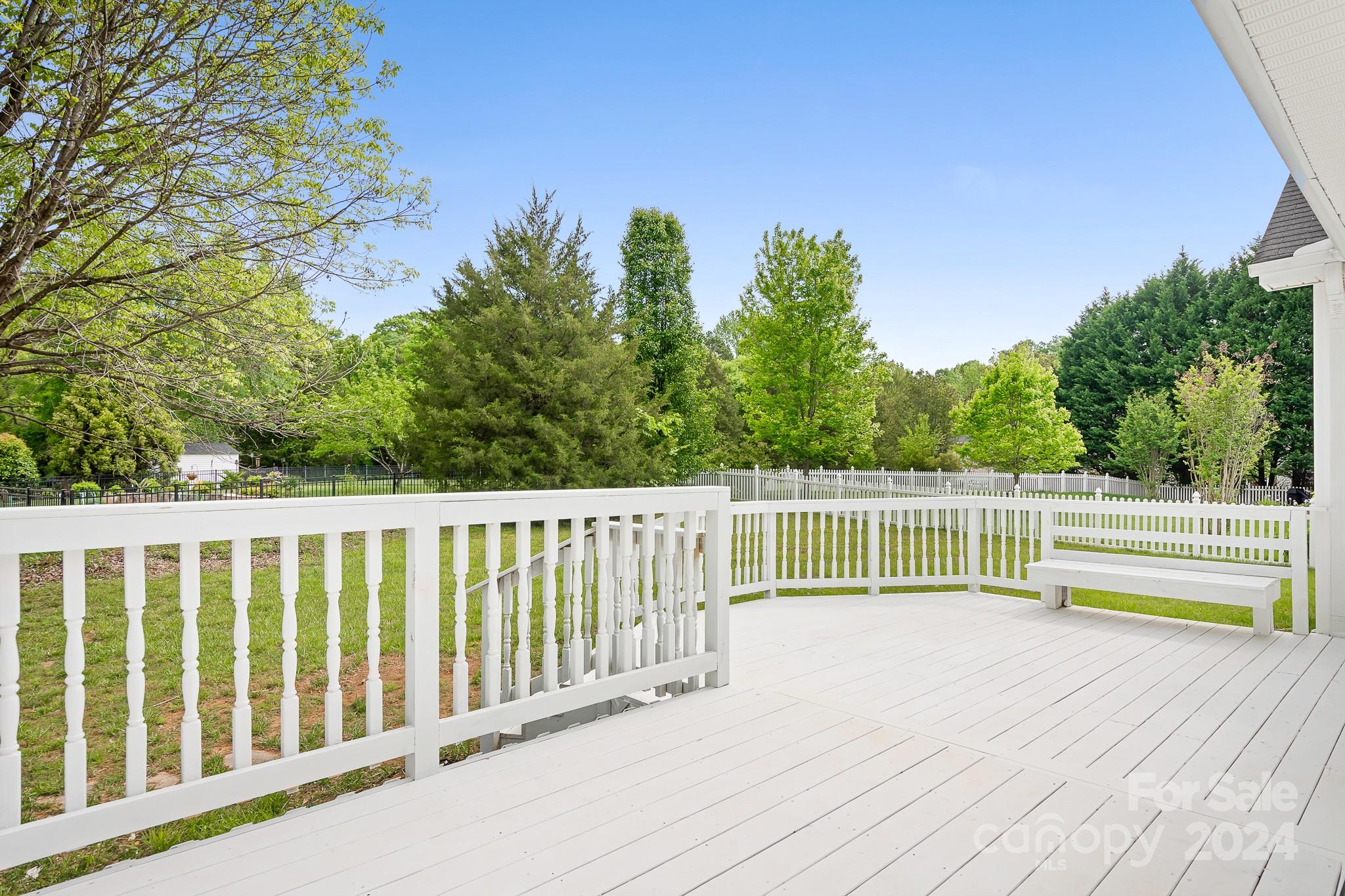 Latta Springs - Residential