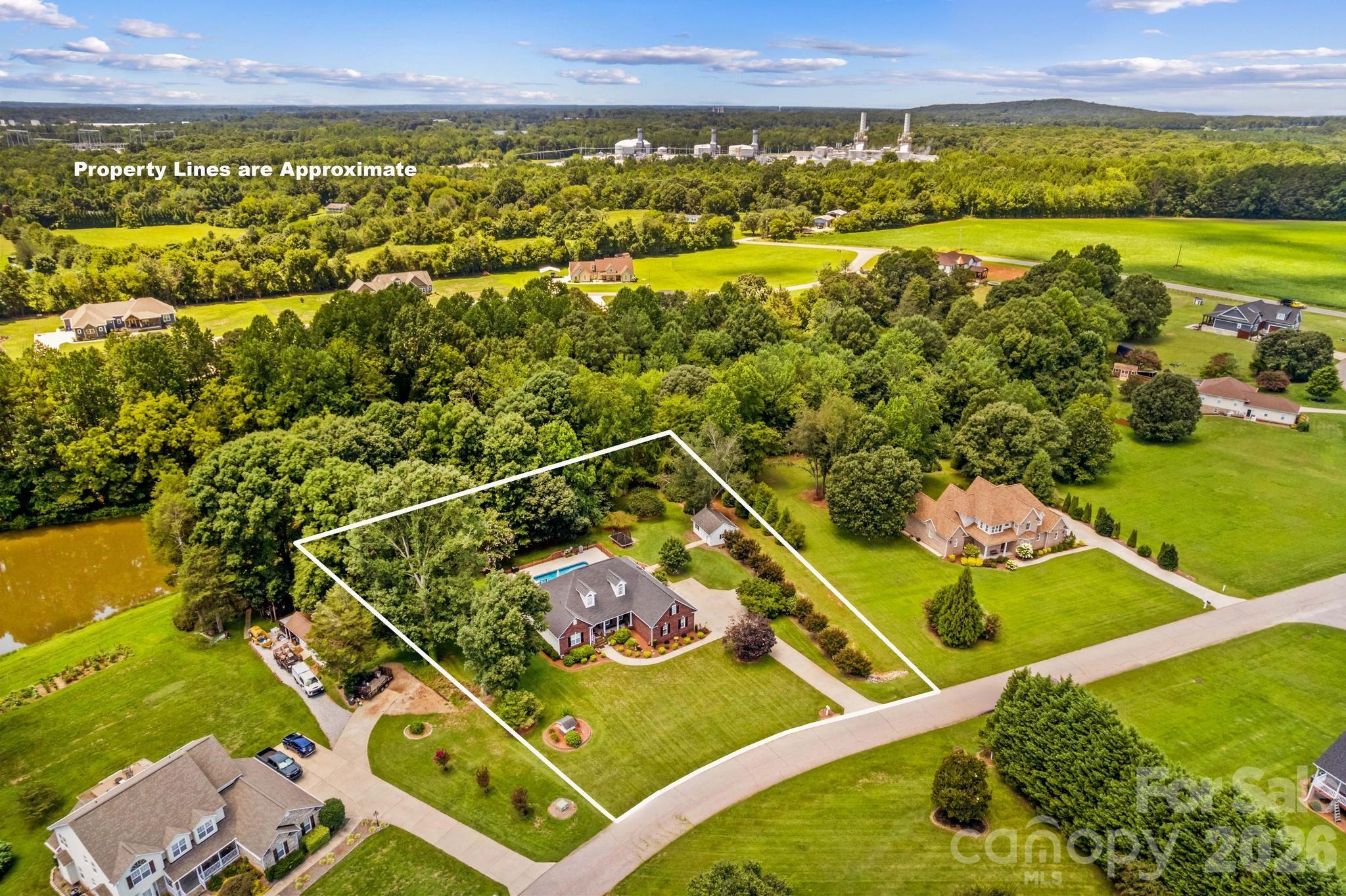 276 Falcon Crest Lane