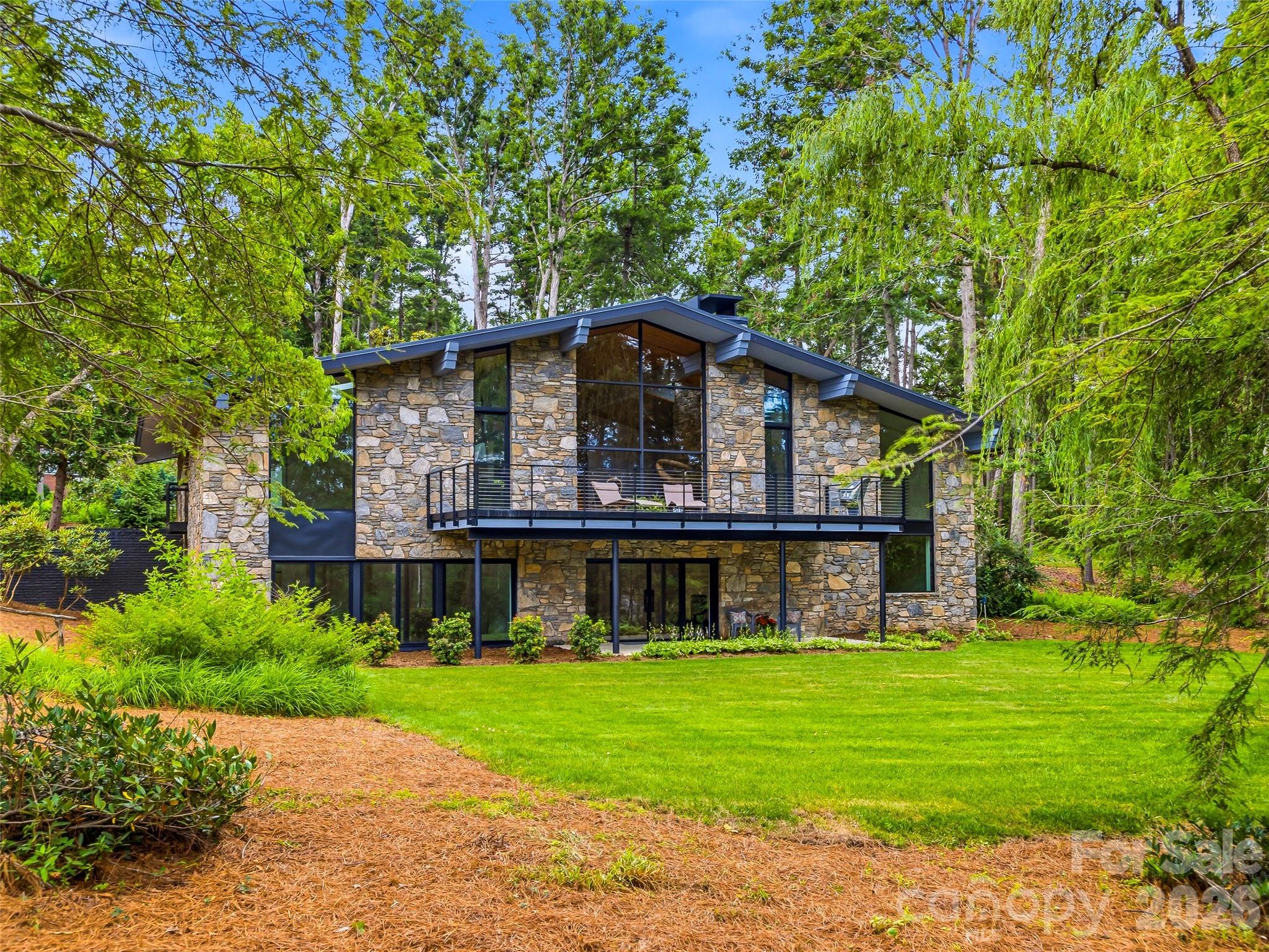 3 Holly Hill Road
