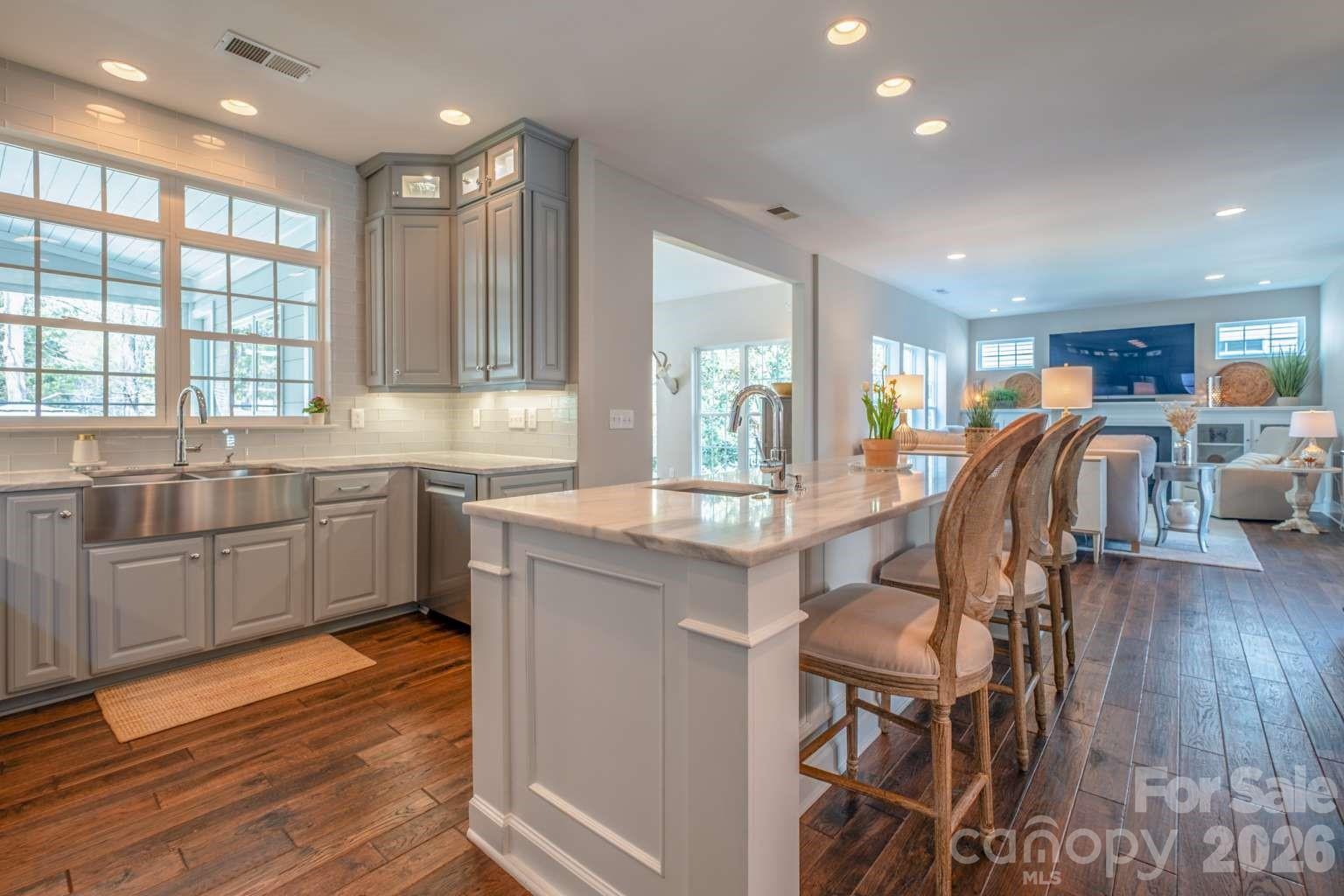 Hunter Oaks - Residential