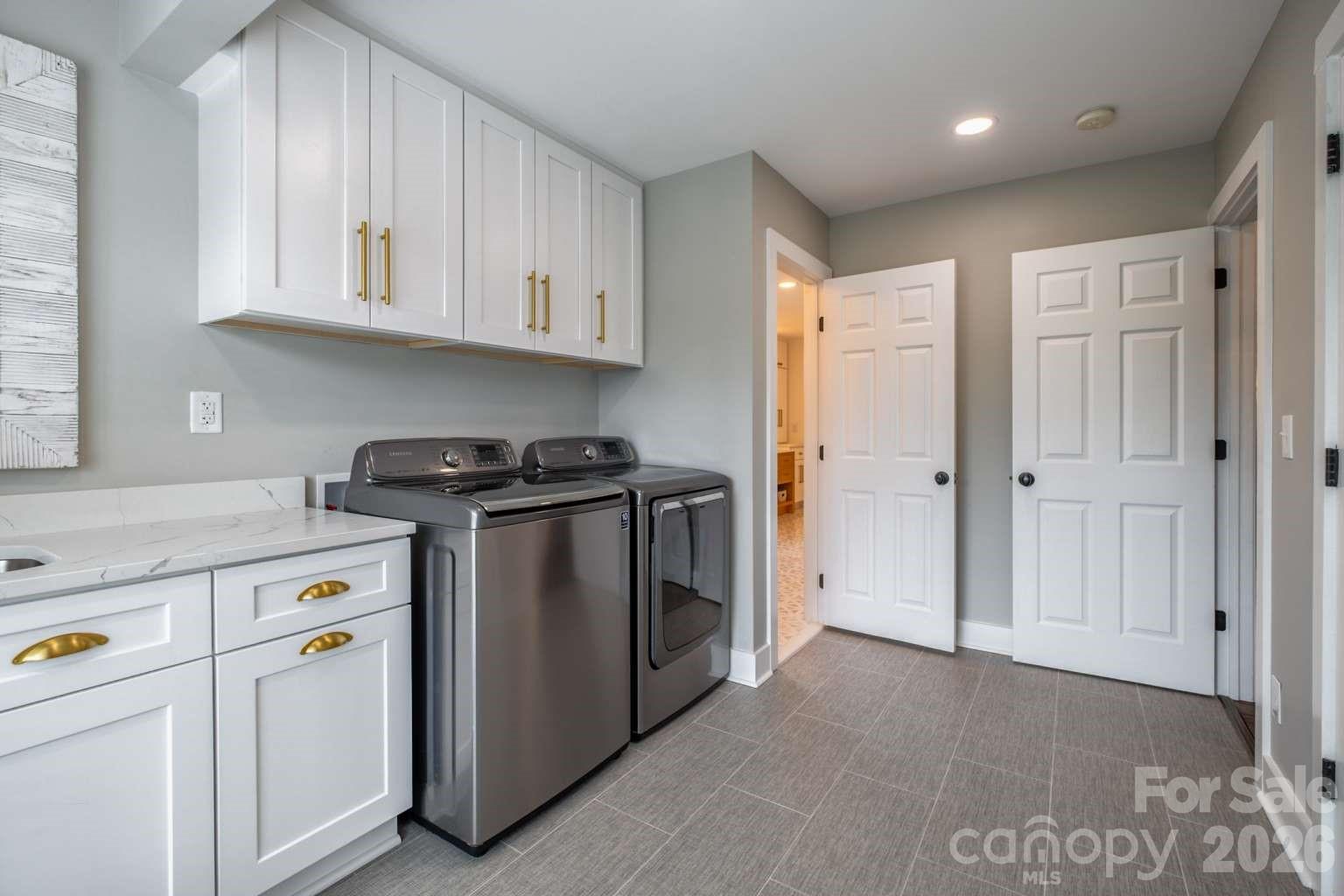 Hunter Oaks - Residential