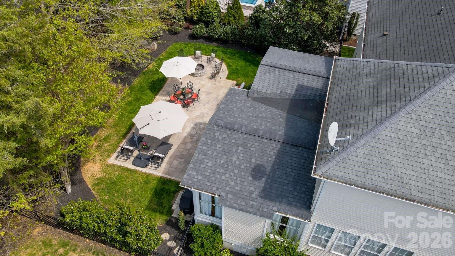 913 Grayscroft Drive