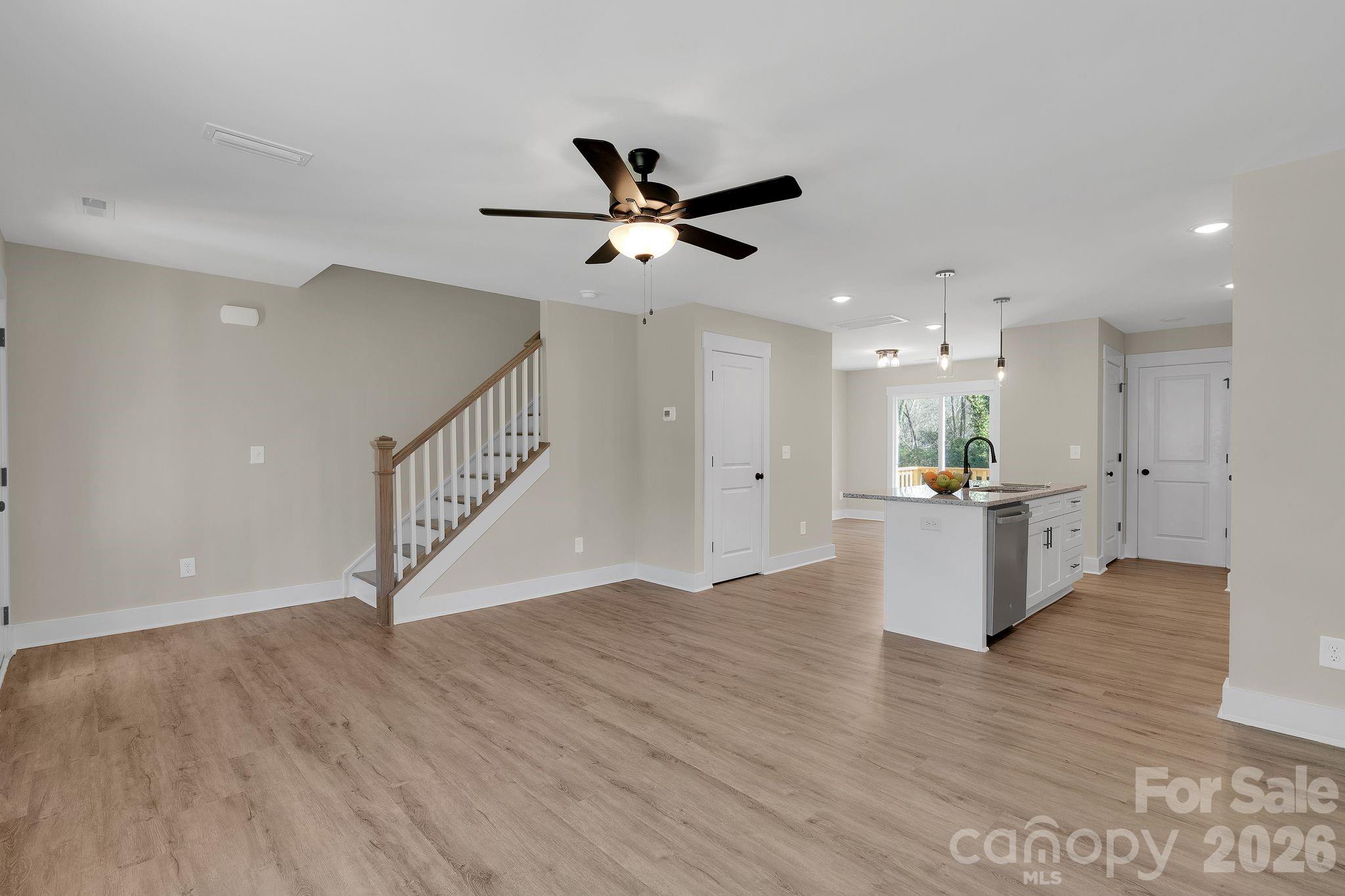 412 N Scruggs Street