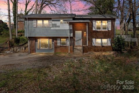 326 Whispering Pines Drive Charlotte NC 28217